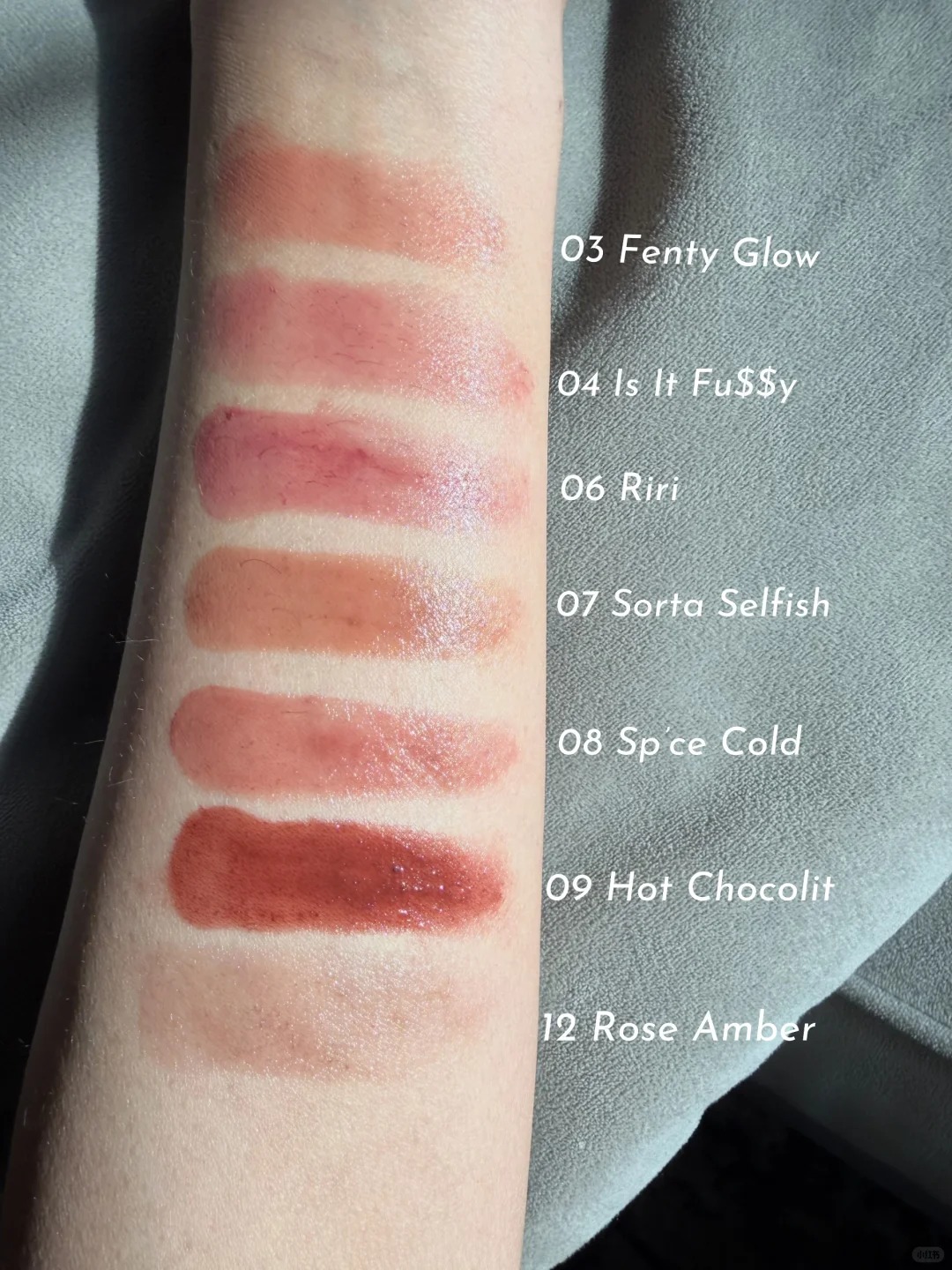 Fenty Beauty 固體唇釉滋養唇膏 Gloss Bomb Stick • 3.6 G