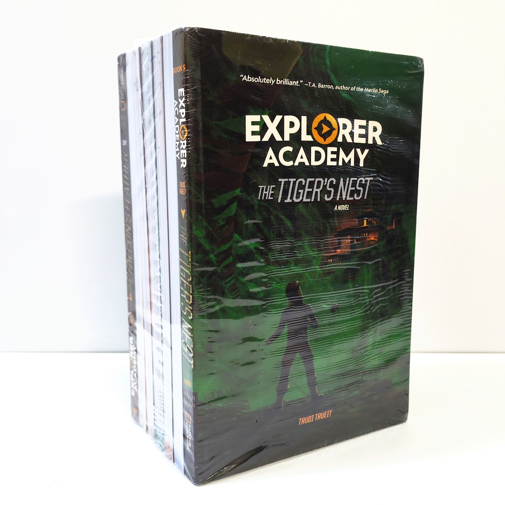 Explorer Academy 6 books 探險學院系列大厚本全彩6冊 B352