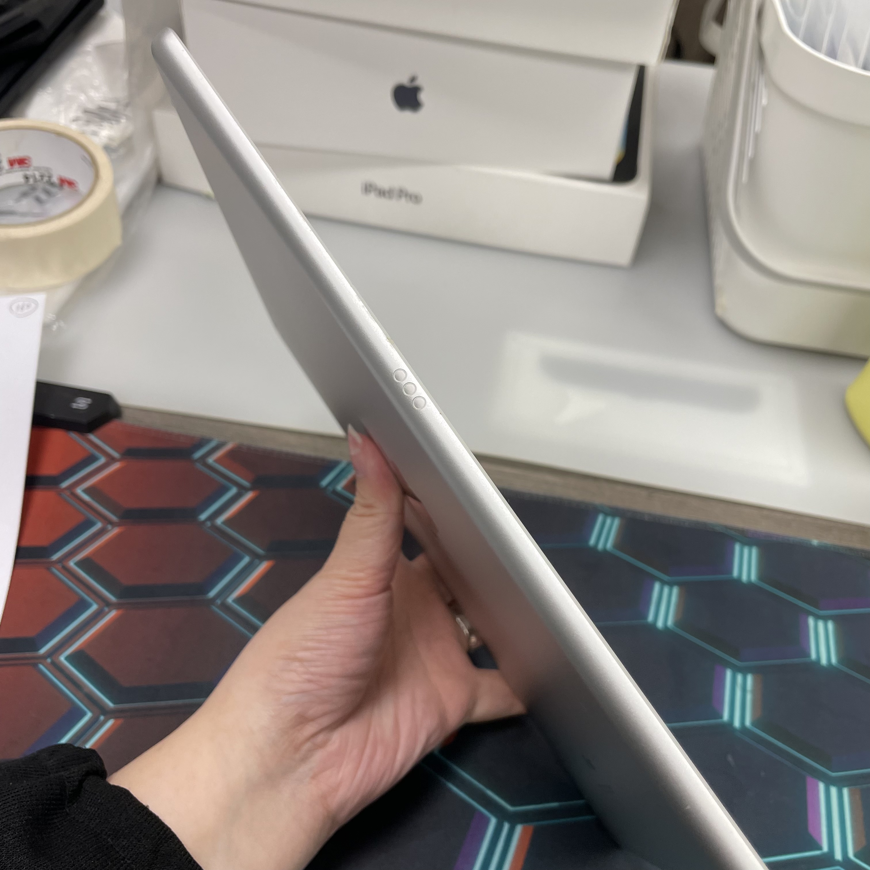 *768981 iPad 8 勁靚機 128GB WIFI版 銀色 sliver