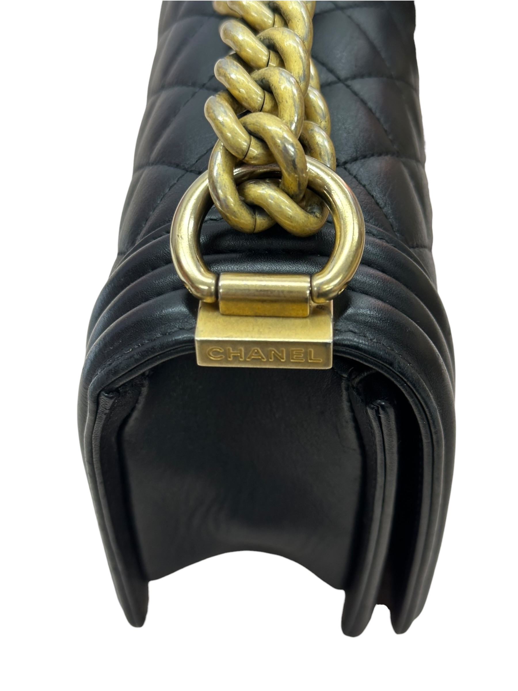 Pre-owned Chanel Boy 20 Flap Bag 牛皮 / Product Code: 082101