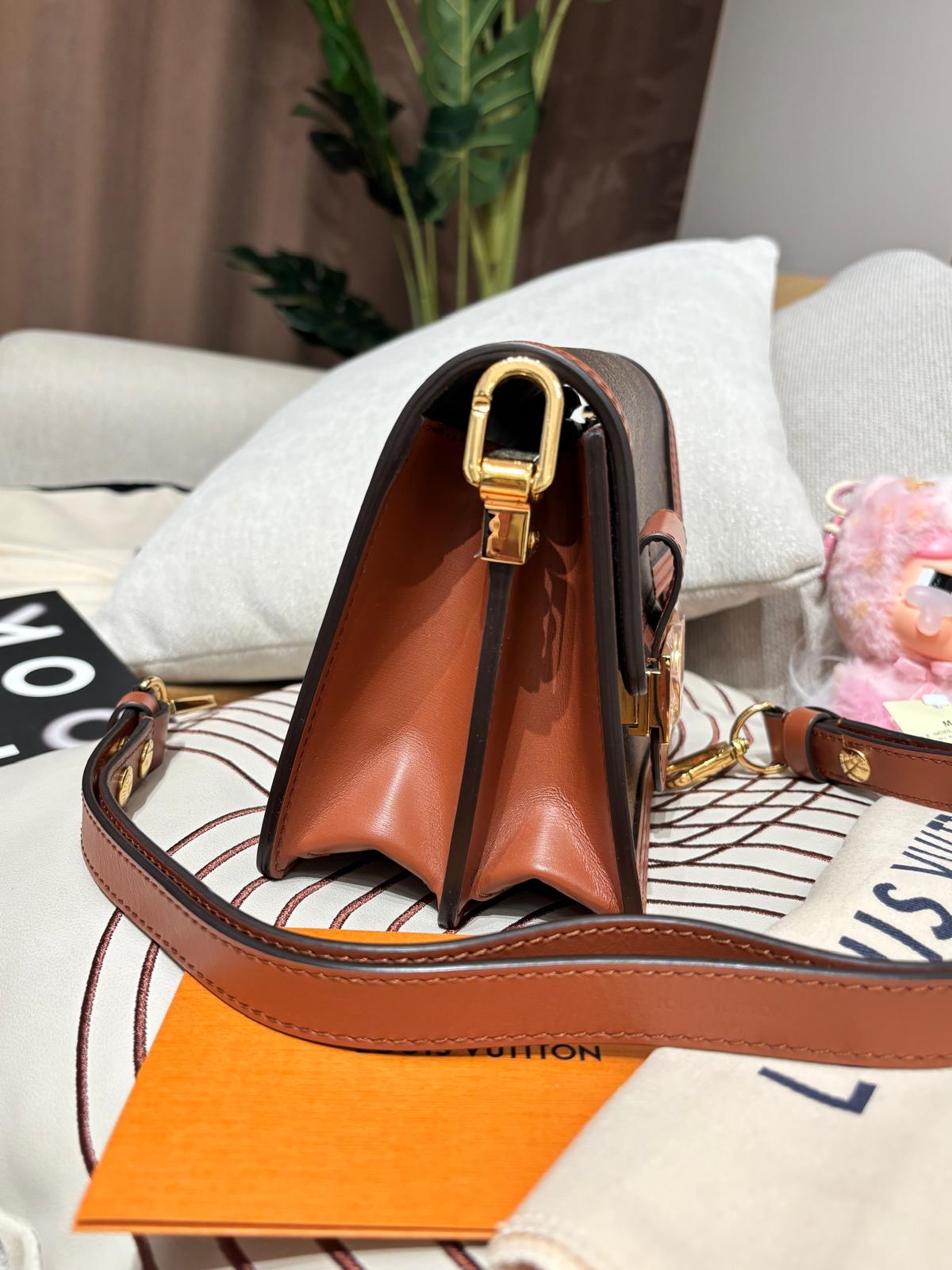 全新未使用品 Lv Dauphine mini  100%Authentic ,全新未使用品UNUSED ✅專門店收據✅dust bag✅box 📣專門店售價$28,900📣 