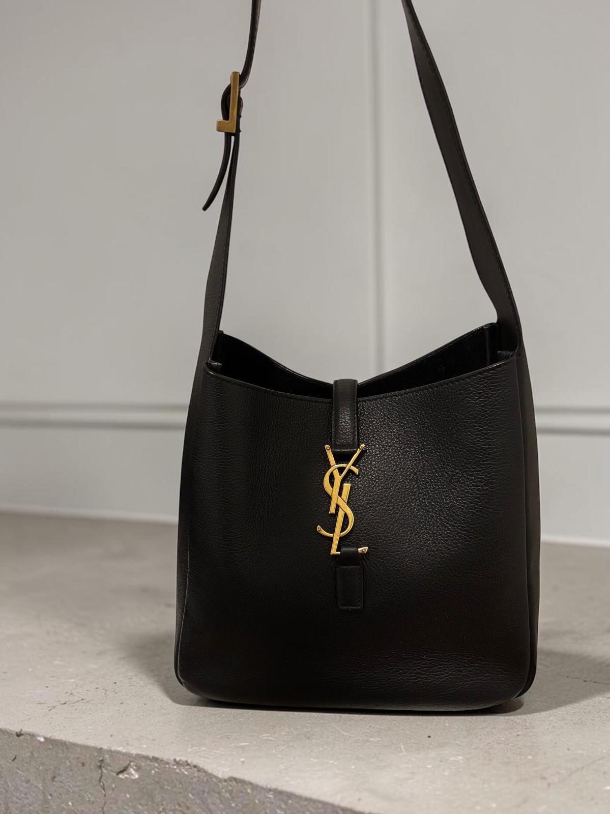 SAINT LAURENT YSL Le 5 à 7 Supple Small hobo bag Black Calfskin 100%Authentic, 98%New ✅Dust bag
