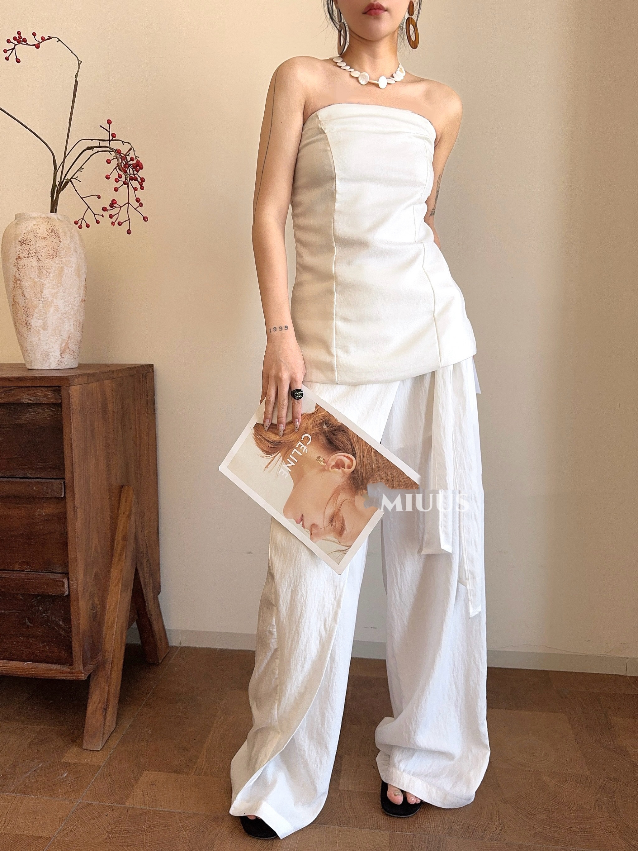 1702 LUXE BUSTIER STRAPLESS TOP 奢感抹胸束腰上衣