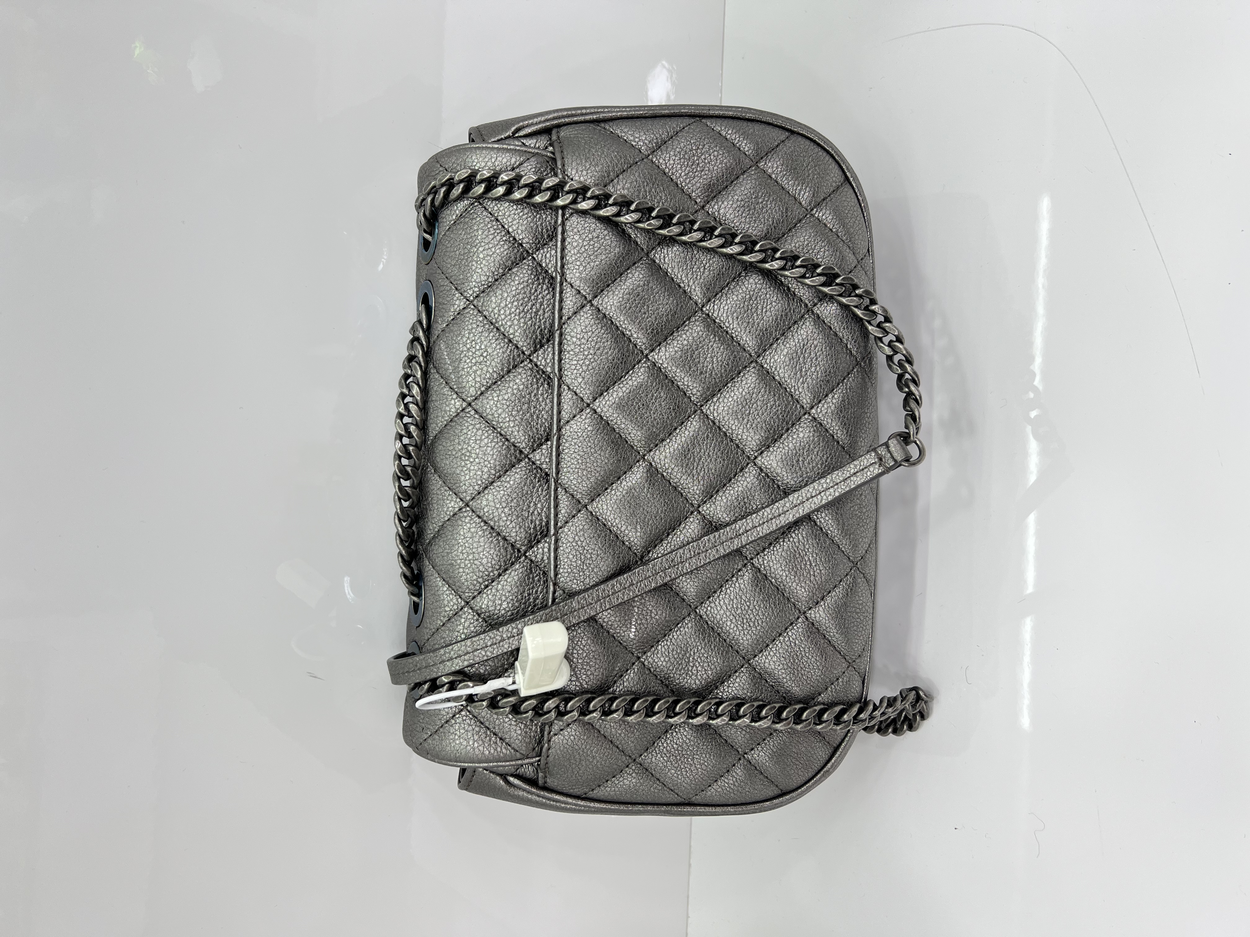 直播貨品 |  [1個-$100 2個-$300］EE99