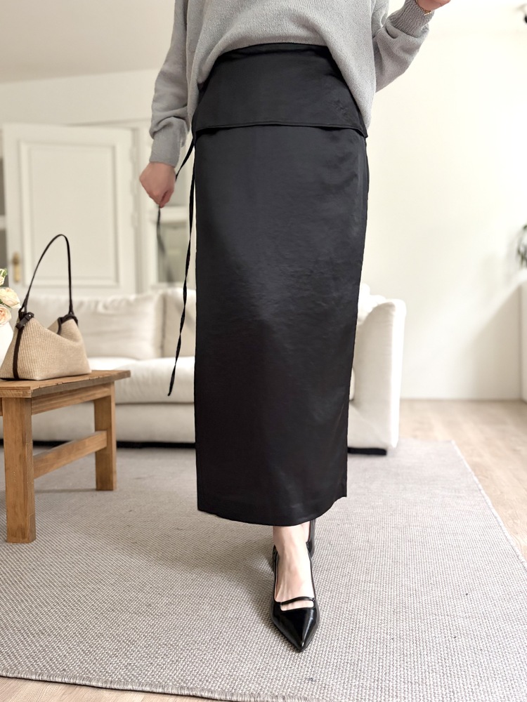 Layering Satin Skirt (Black)