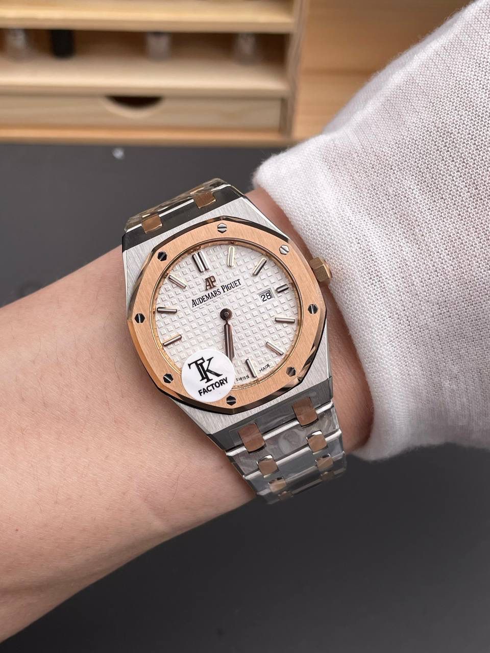 🚀爱彼AP67651 间玫金白盘/33mm/石英2713机💯