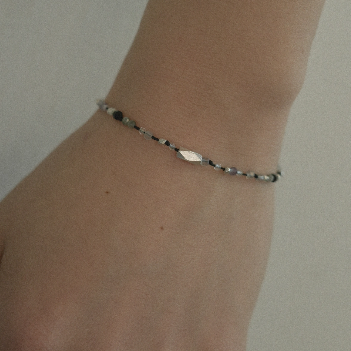 [OfOR] 2月) 내 안의 평화, line bracelet 