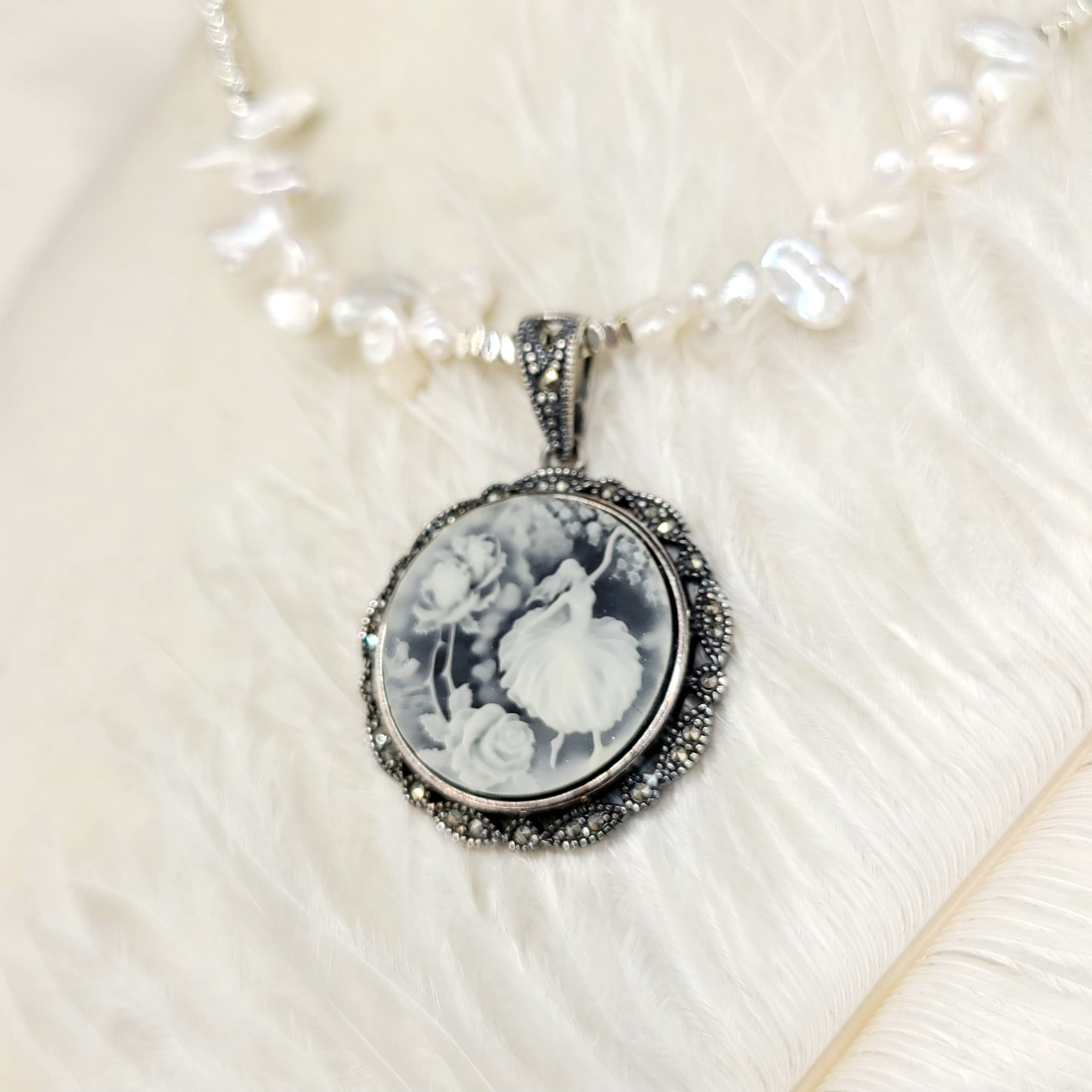 70年代瑪瑙雕刻Cameo配珍珠水晶choker