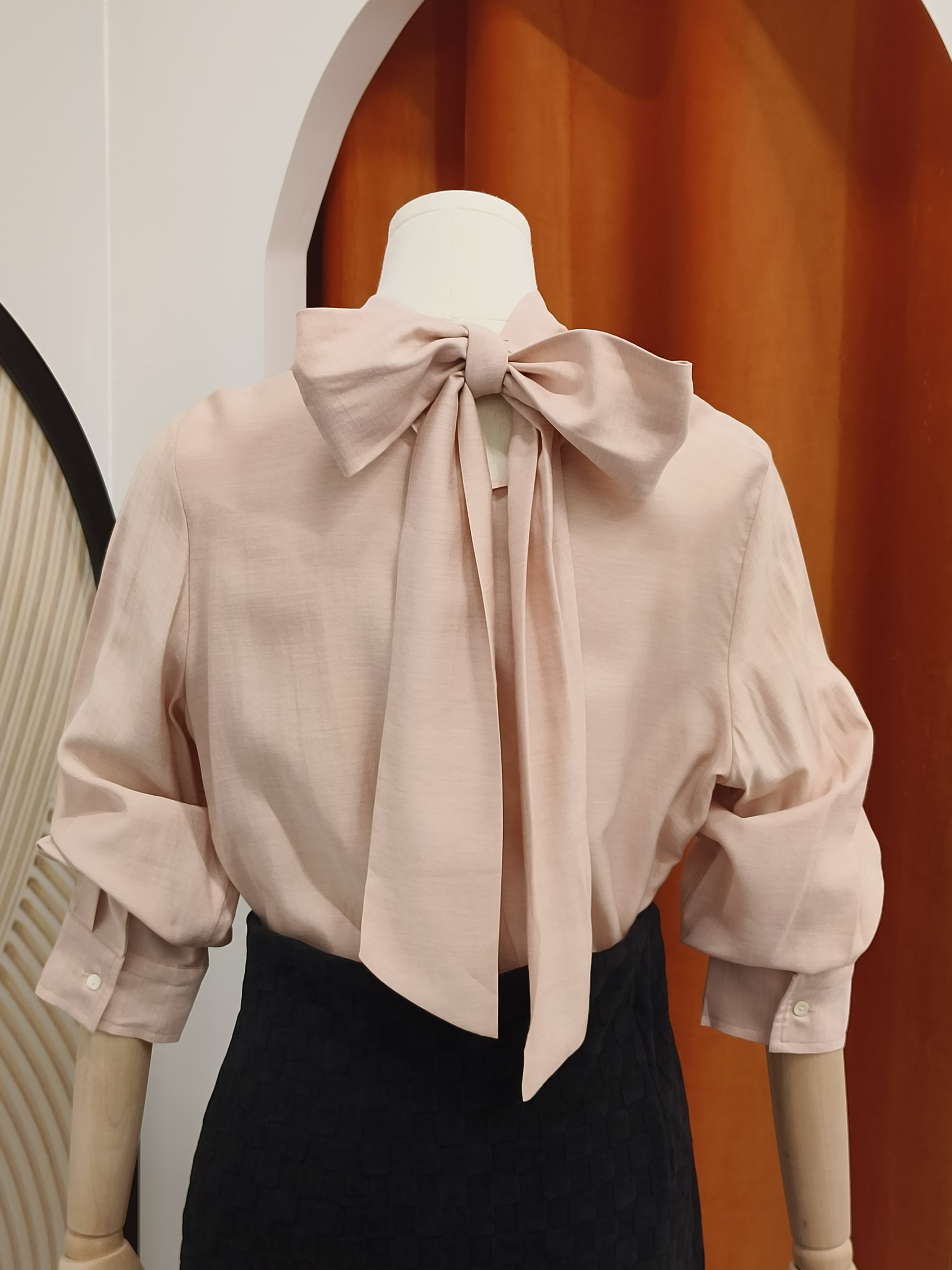 长袖系带衫 Long Sleeves Shirt with sash