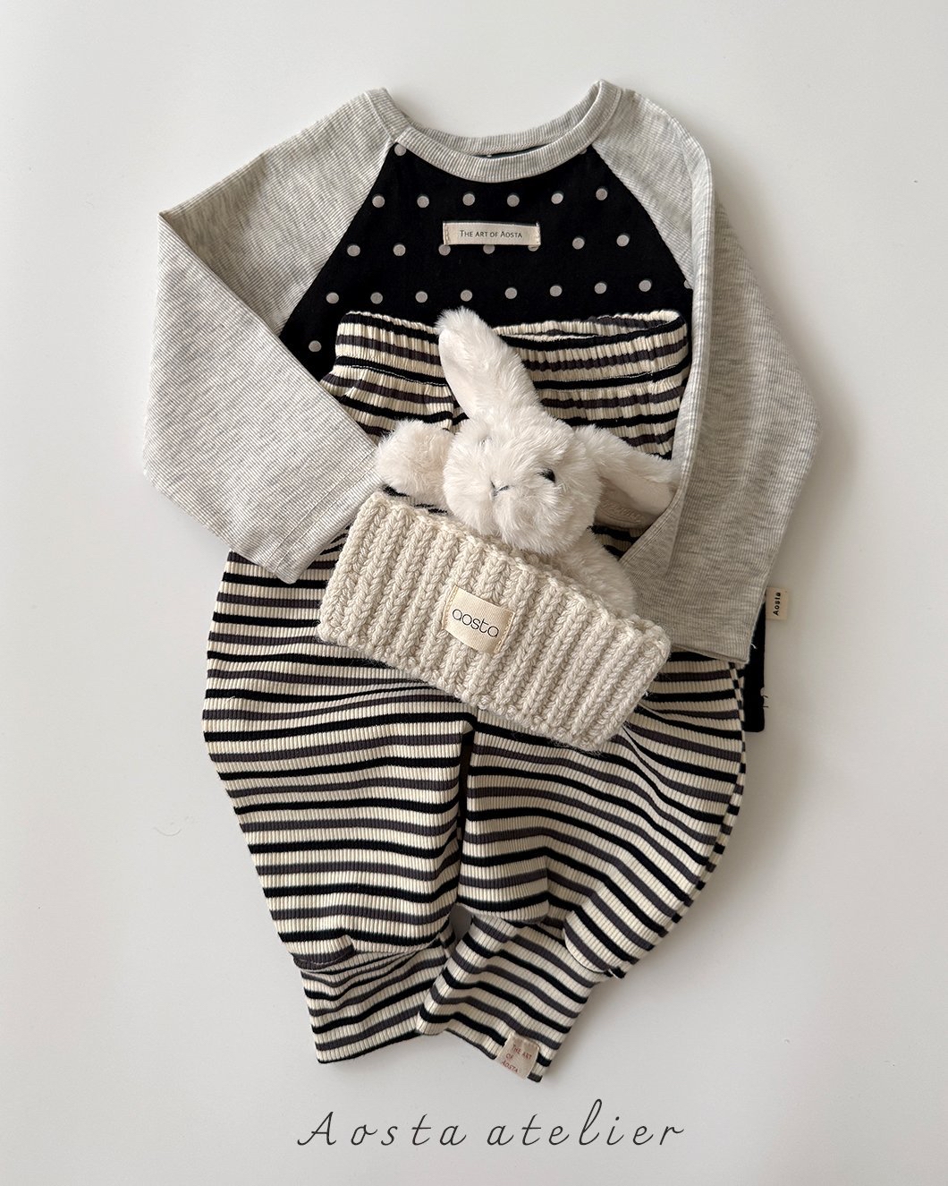 Aosta | [Dot Raglan T]
