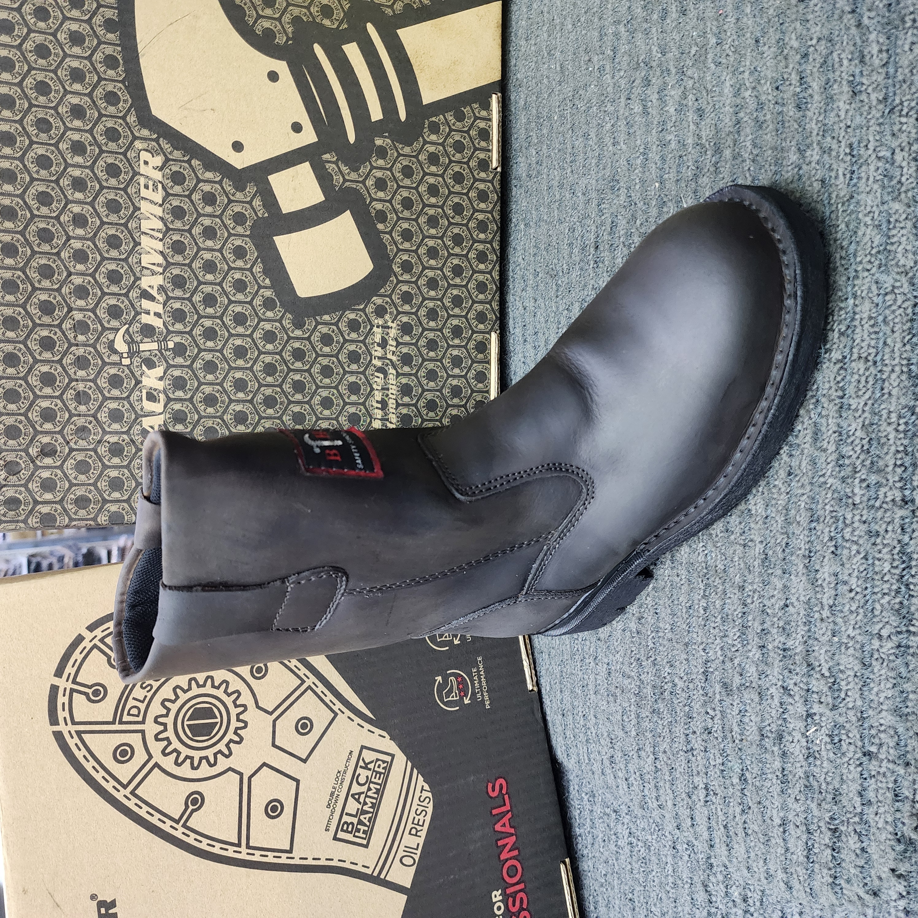 Black Hammer 4000 Series Men Safety High Cut Slip On BH 4666 SIRIM DOSH Genuine Leather Shoes