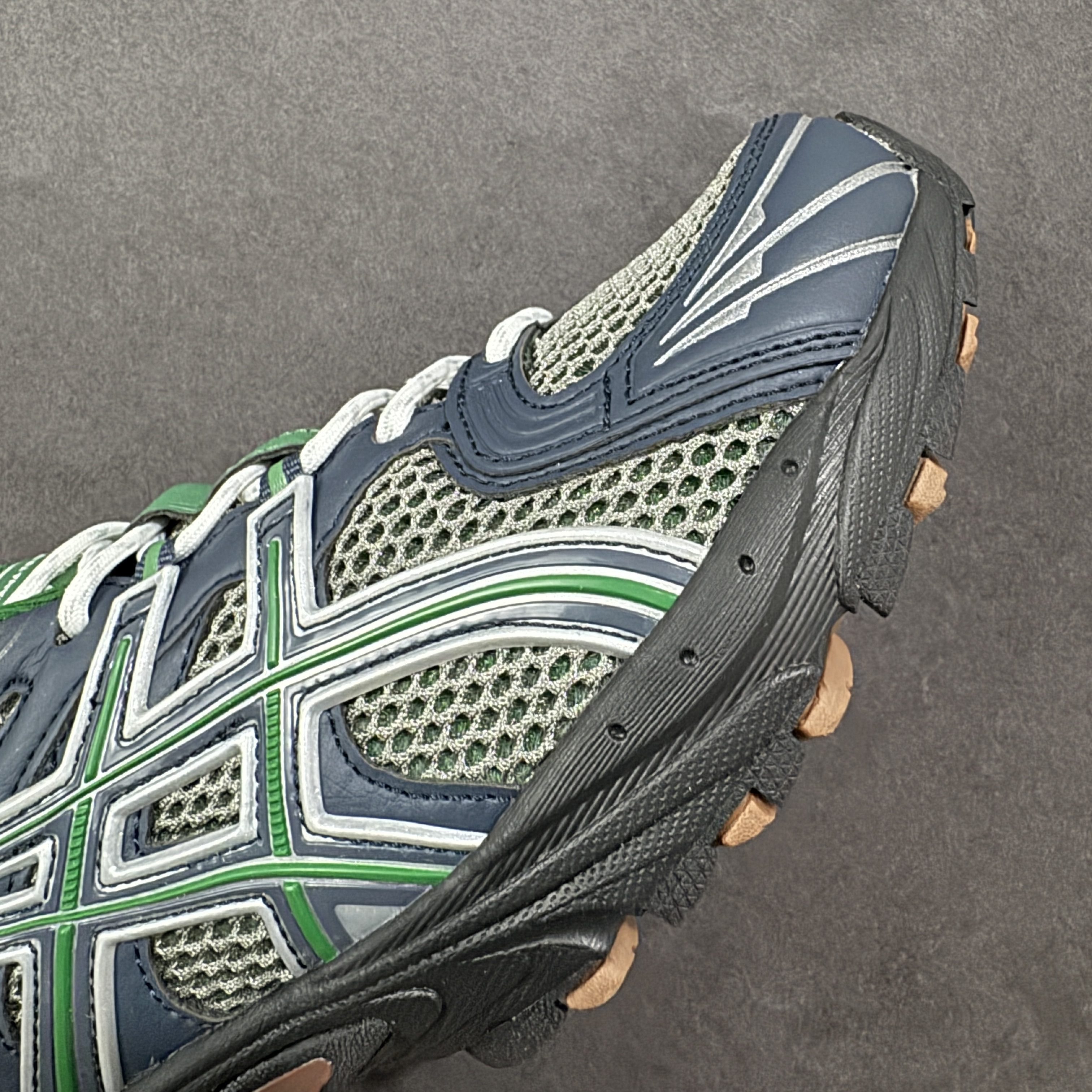 Asics Gel-Kahana TR Nexus 1203B132-020