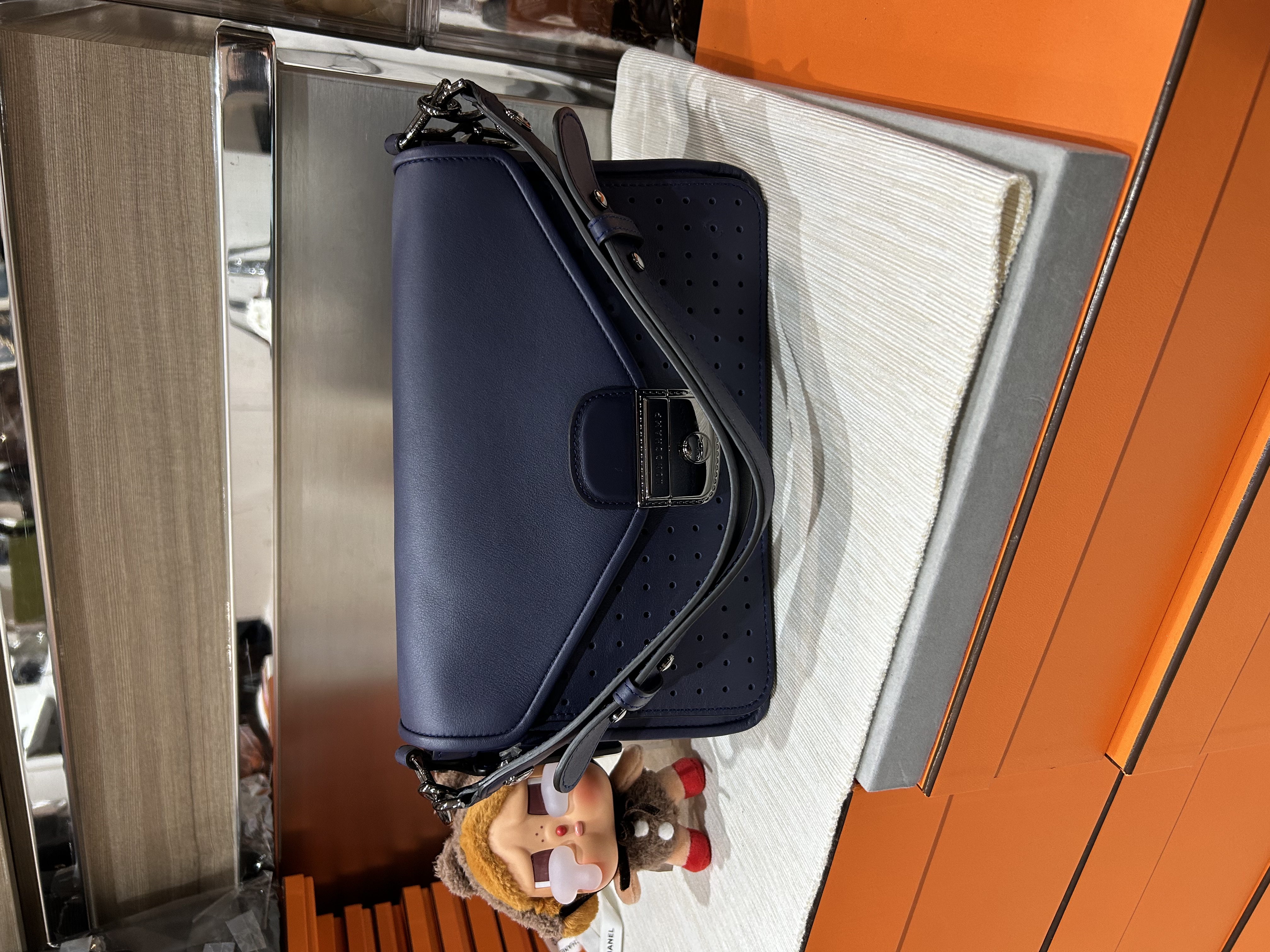 Longchamp Shoulder bag 100%Authentic, 98%New