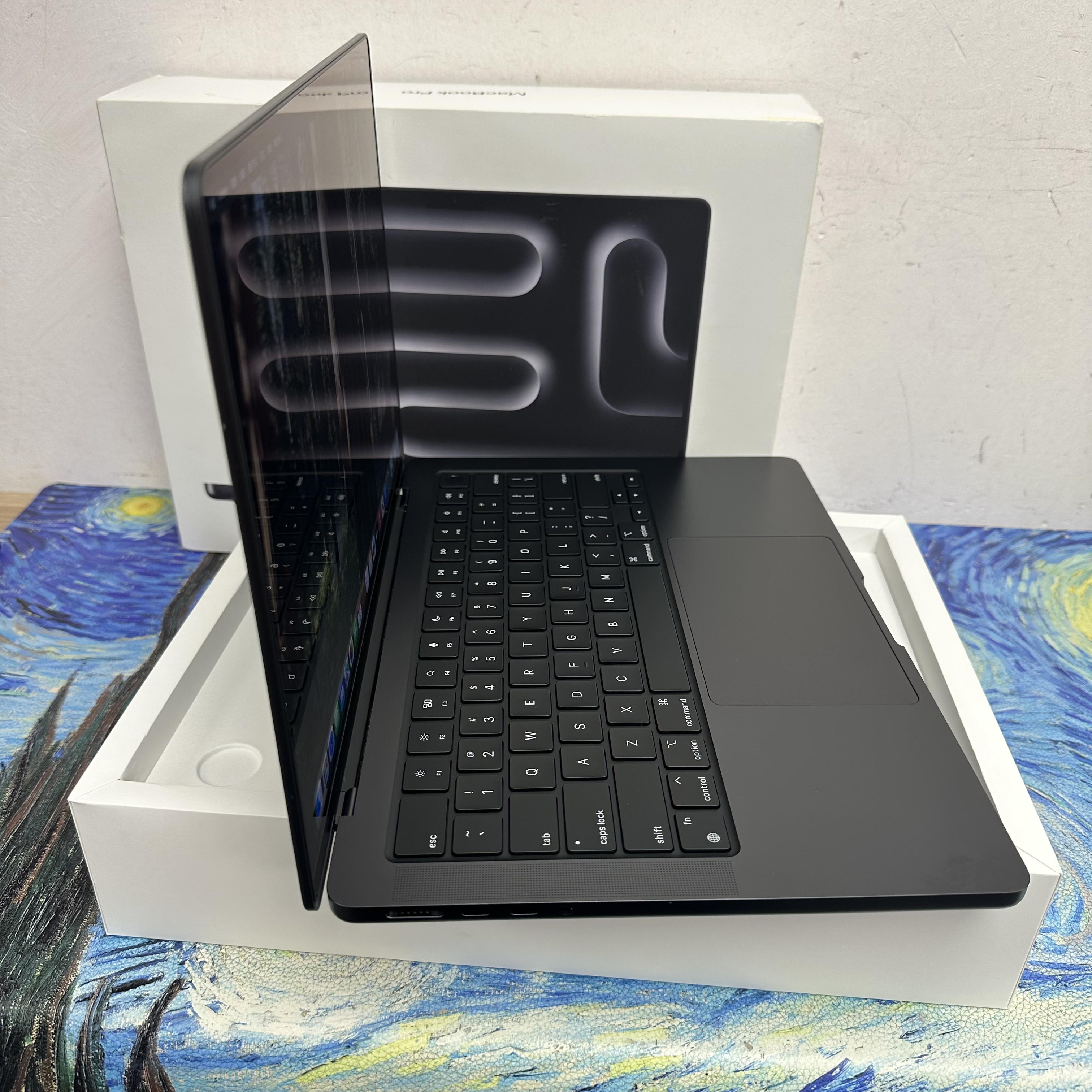 #5934 Apple MacBook M4 Pro 2024 M4 Pro CPU/24GB Ram/1TB SSD/20核心GPU/Liquid Retina XDR Mon/14吋/黑色/ MacBook Pro M4 / MacbookPro M4 Pro / Laptop / Notebook / Ultrabook / Netflix/ YouTube / Black