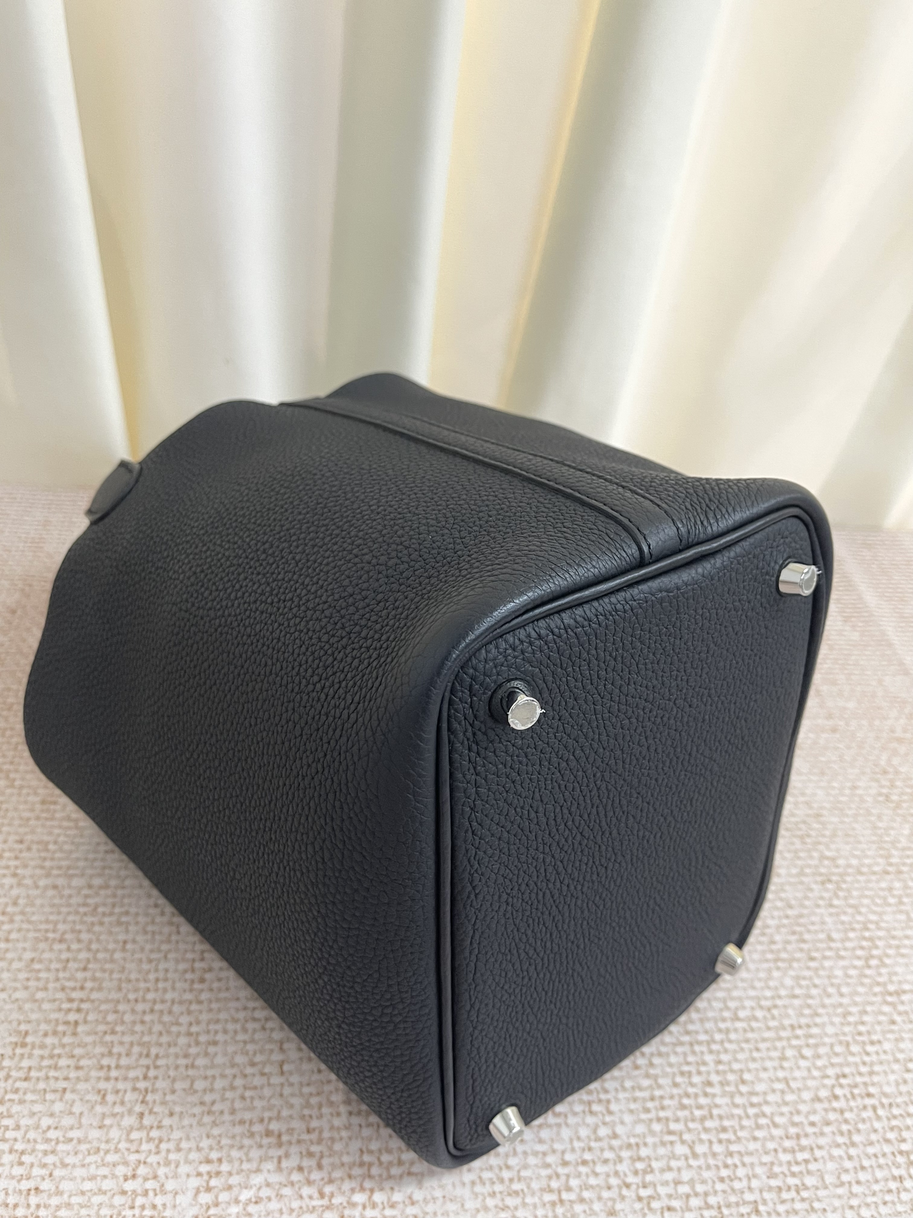 Pre-owned Hermes P18/ Stamp D/ Product Code: 26031706