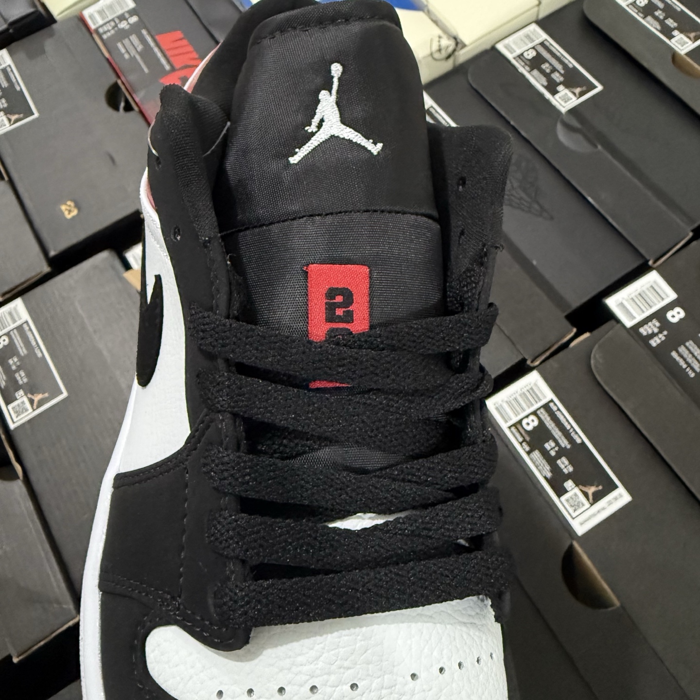 Nike Air Jordan 1 Low 'Black Toe' 553558-116