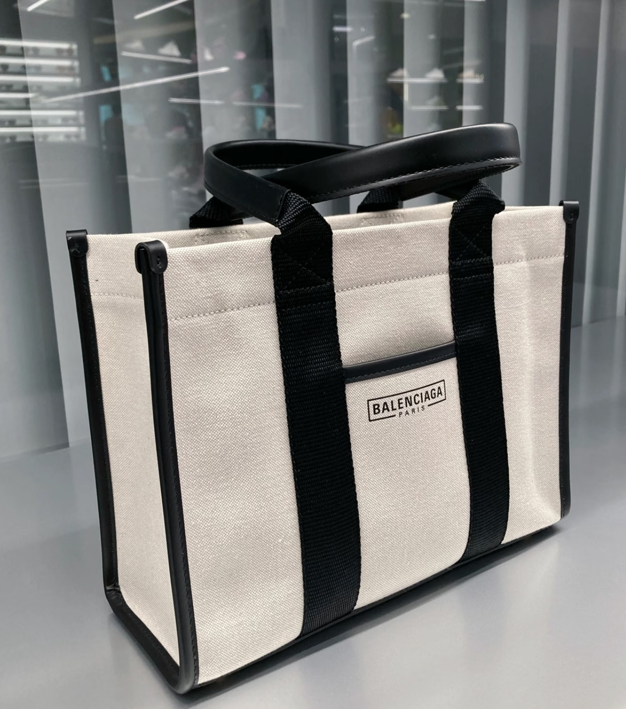 Balenciaga 白色帆布 Tote Bag