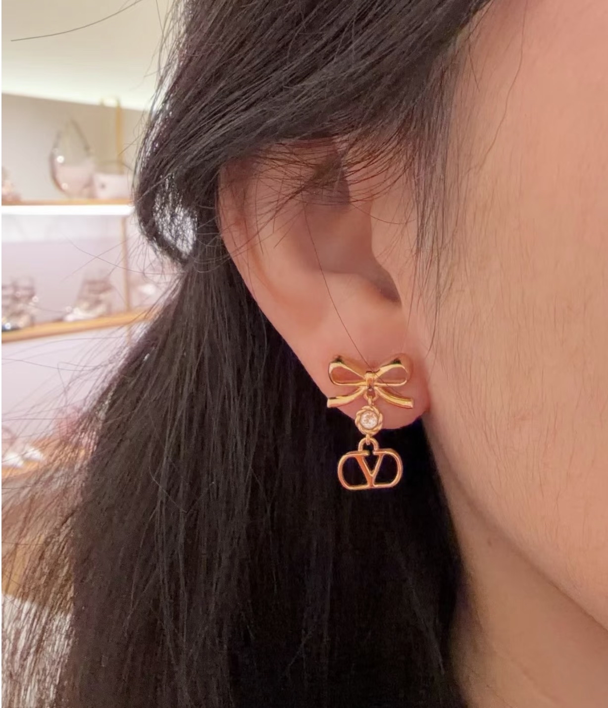 Valentino 新款 🆕 蝴蝶結 🎀 VLogo 耳環 Swarovski 水晶款