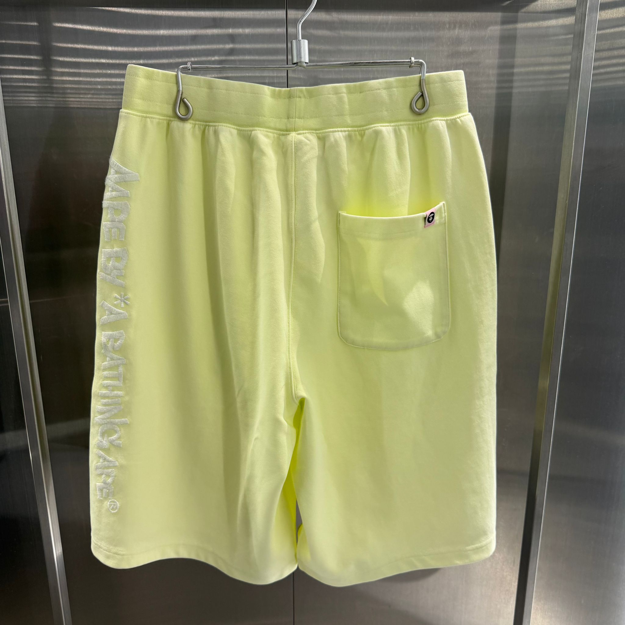 AAPE Sticker print sweat shorts (D617)