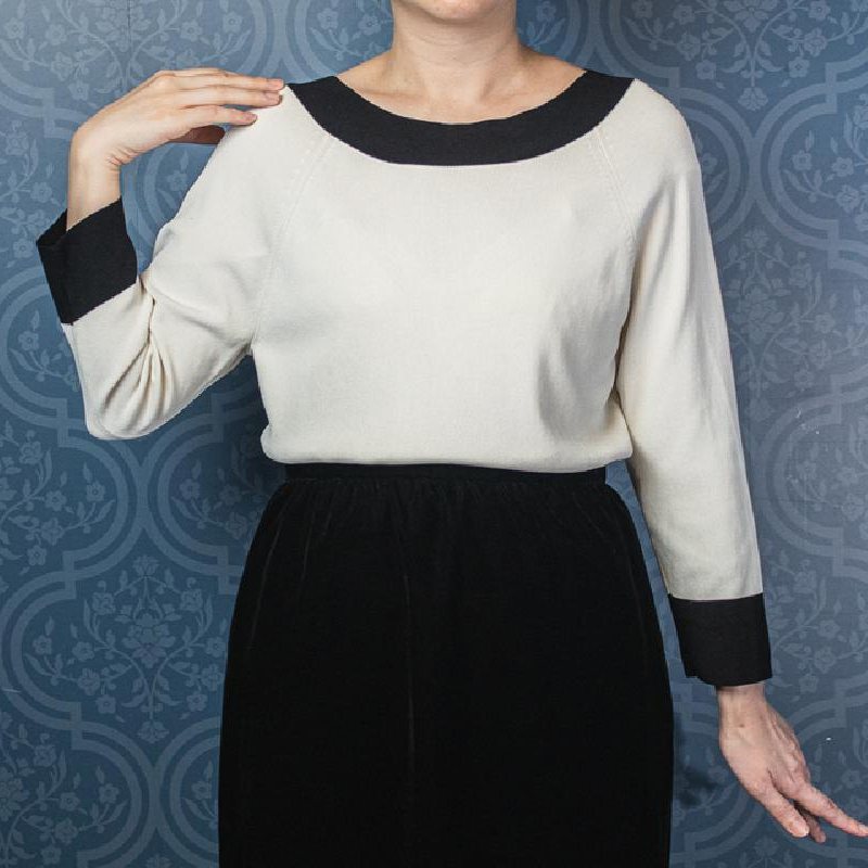 C.a. 1990s Classic Black and White Knitted Top - Size M/L