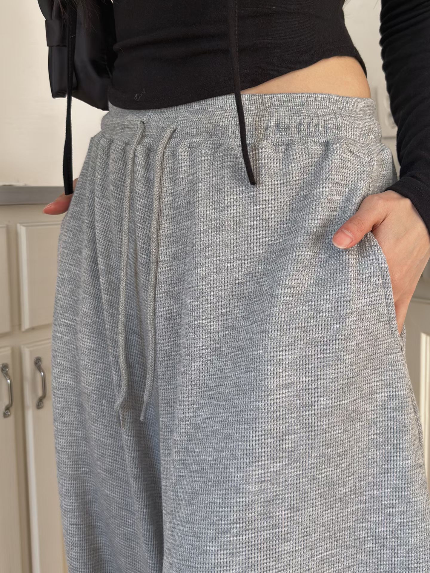 舒適格紋彎刀褲