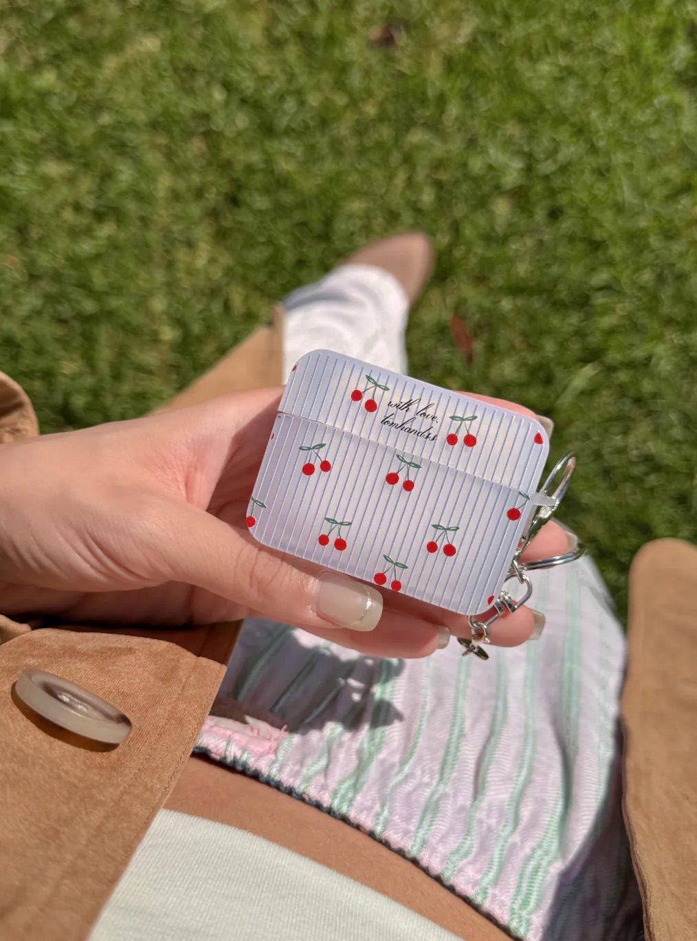 【Cherries in blue stripe】磨砂半透明方盒AirPods Case