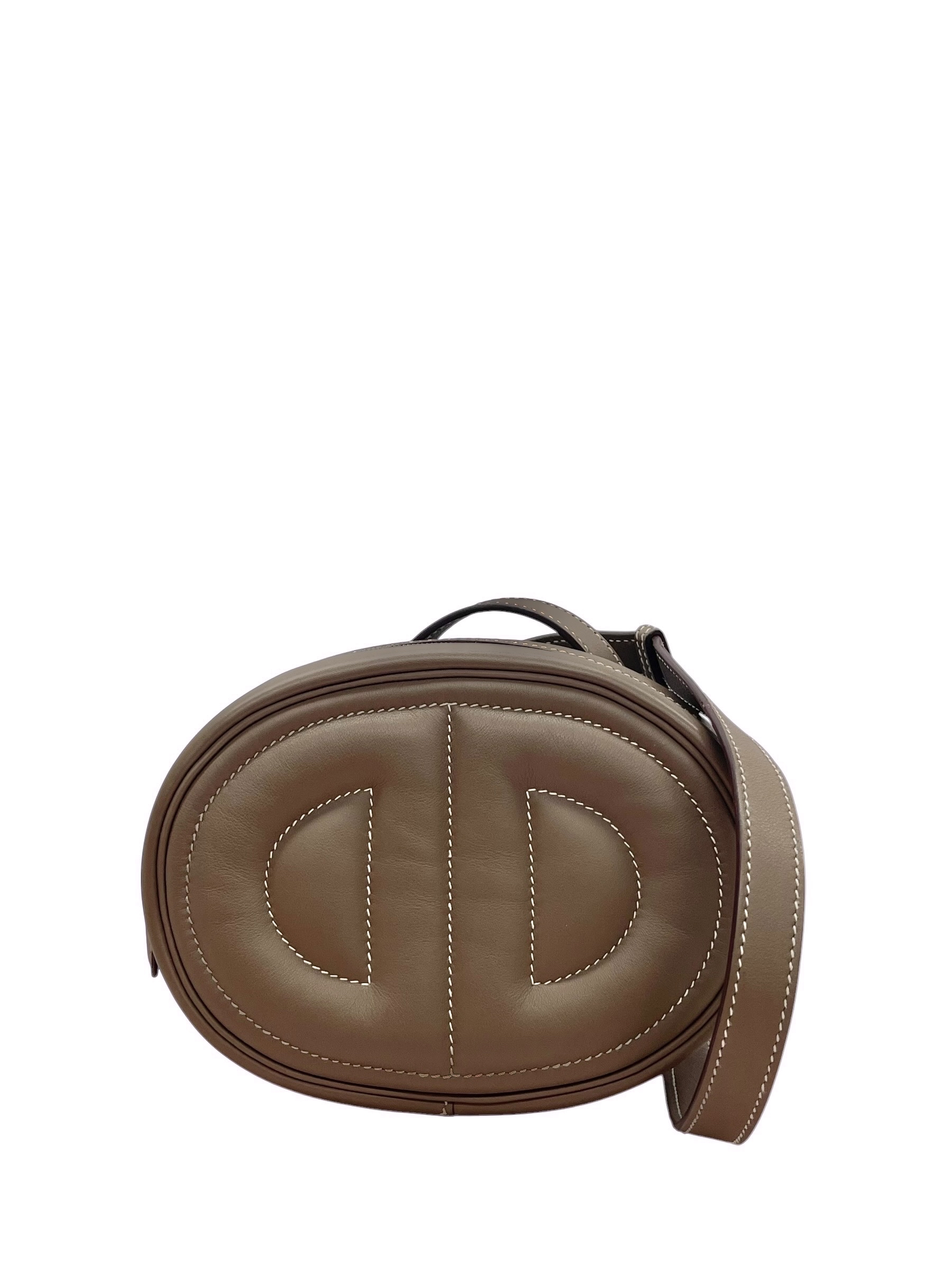 Pre-owned Hermes In The Loop BNANE VEAU Swift Stamp Z / Product Code: 081307