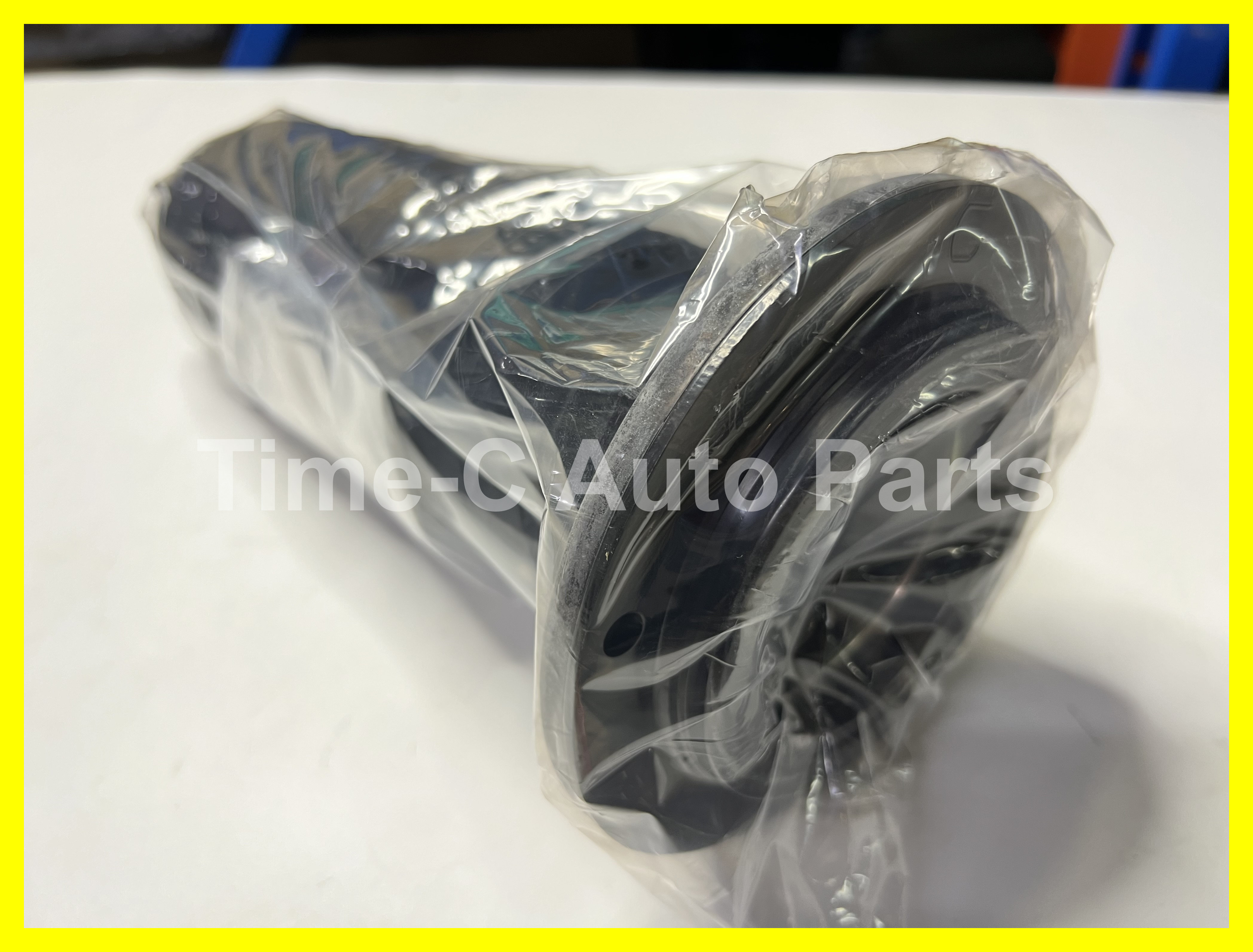 頭避震機塵蓋 48045-48010 - Toyota Lexus RX Series