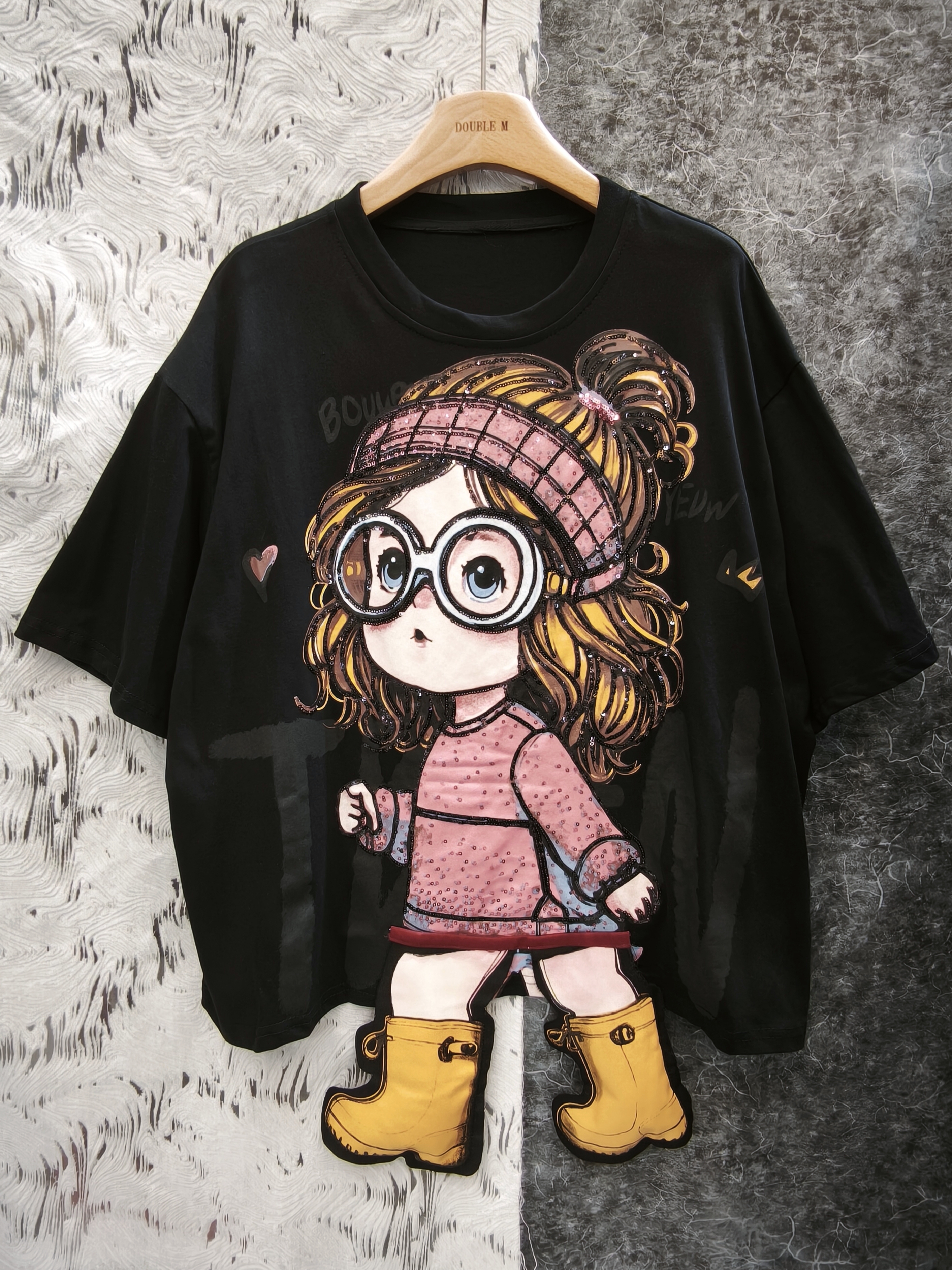 立體腳仔四眼妹T