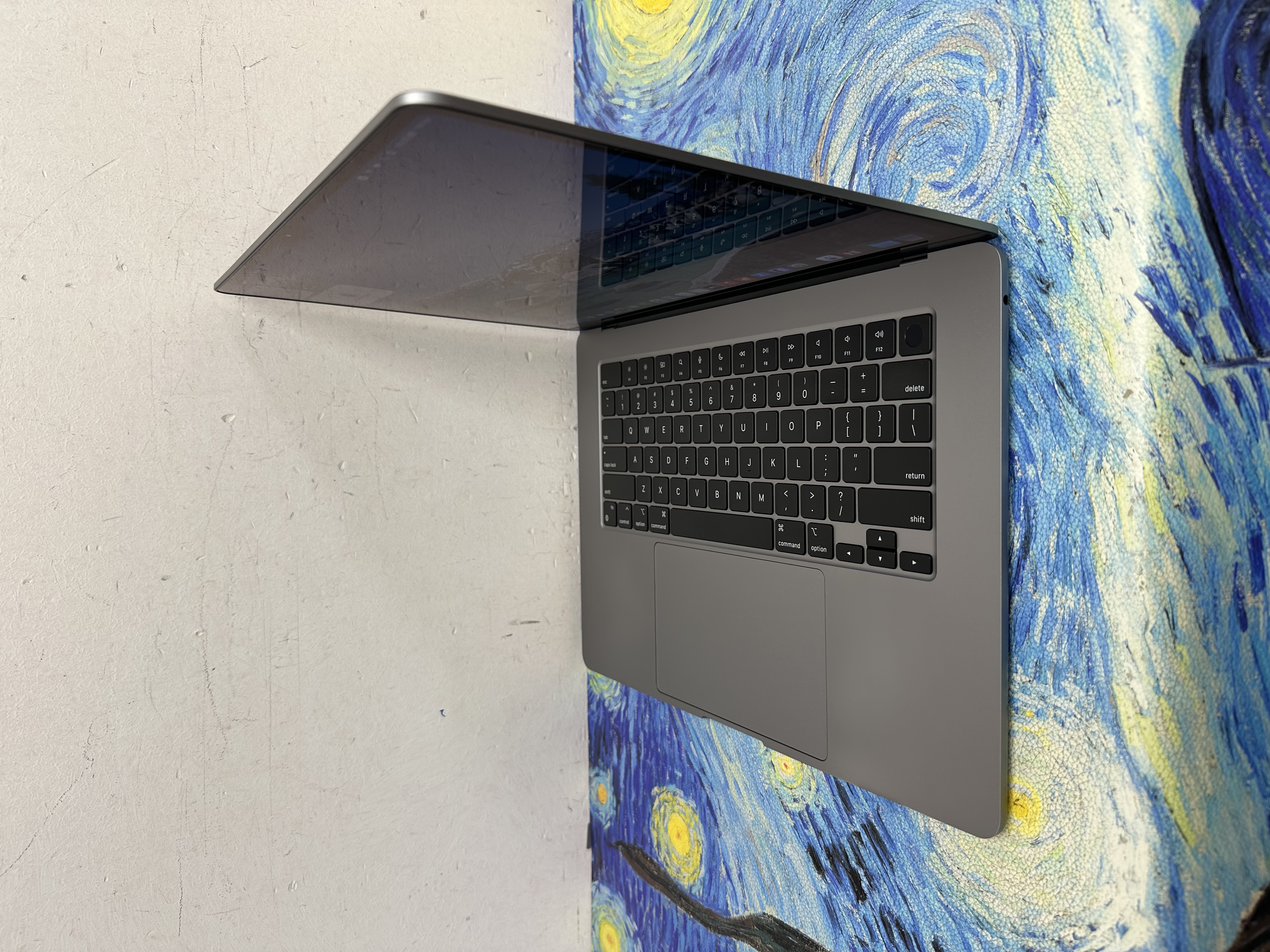 #5991 APPLE  MacBook Air M2 2023 M2 CPU/8GB Ram/256GB SSD/8核心GPU/Liquid Retina XDR Mon/15吋/太空灰🖤/Laptop /Notebook / Gaming / 文書機 / Movie / Netflix