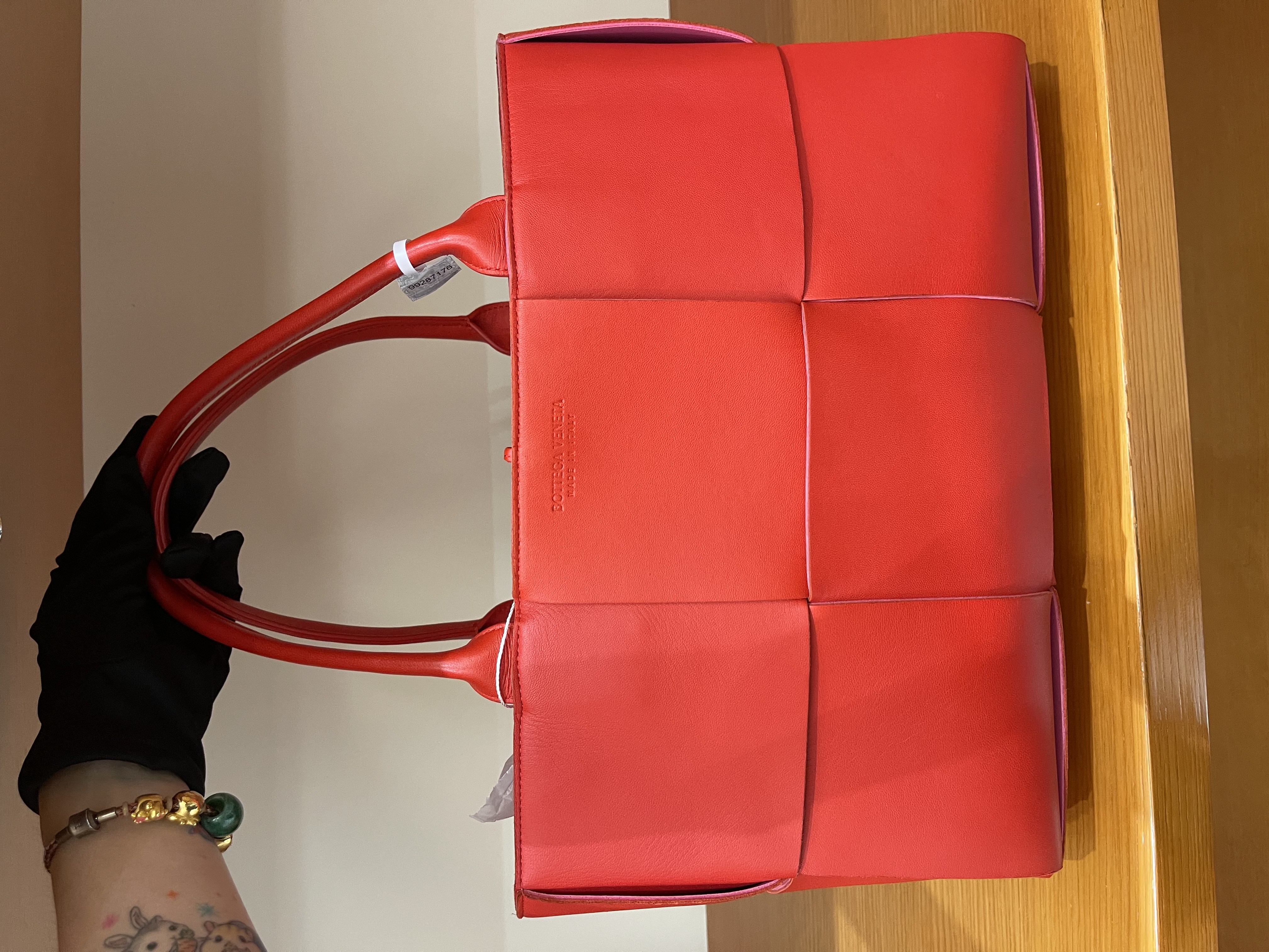 直播貨品 |  [1個-$100 2個-$300］HH25