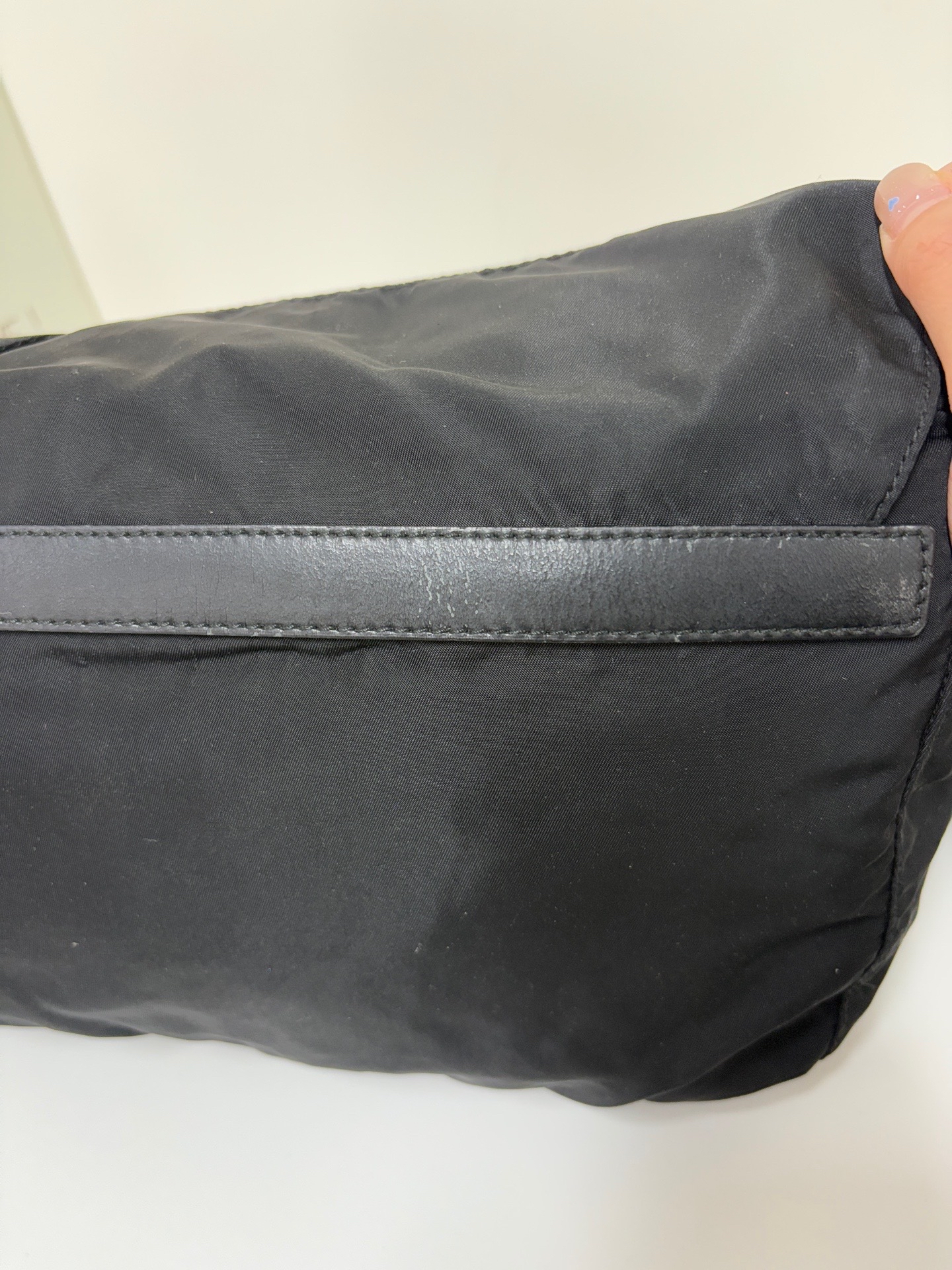 【預訂貨品】prada黑色尼龍郵差包