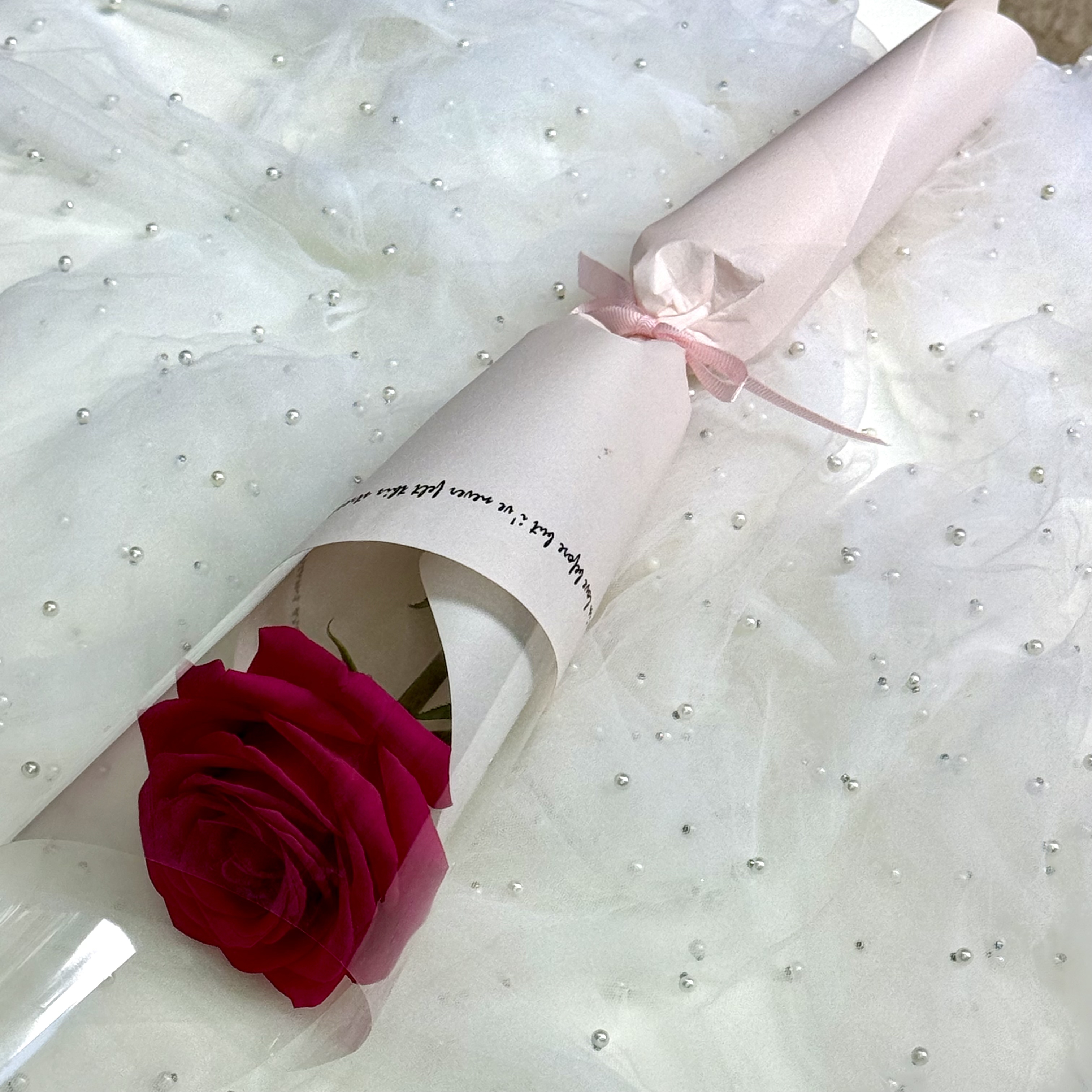 單支玫瑰($25/支)