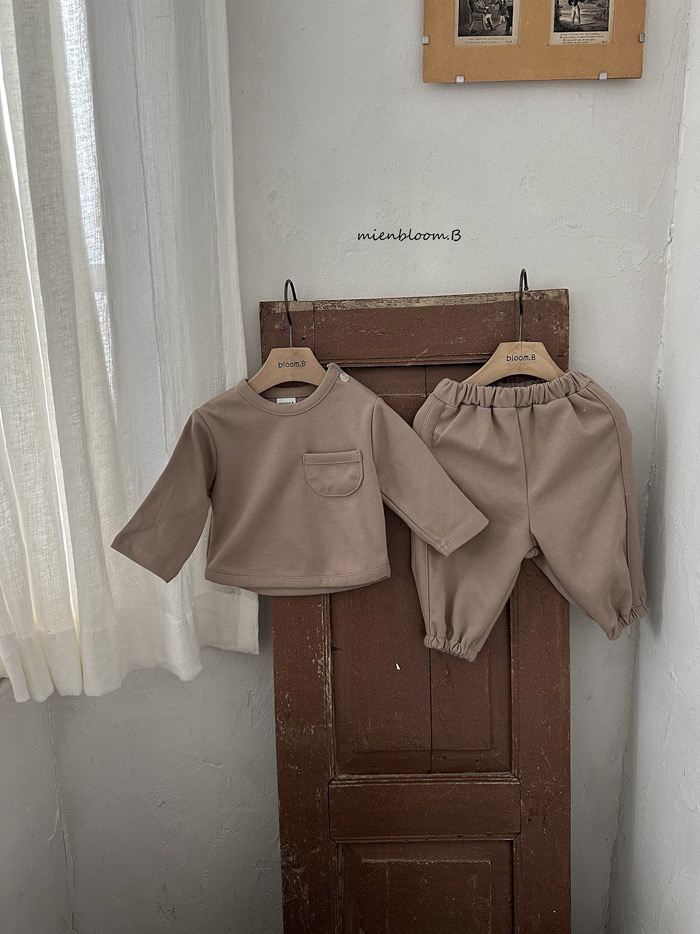 🇰🇷mienbloomb tee