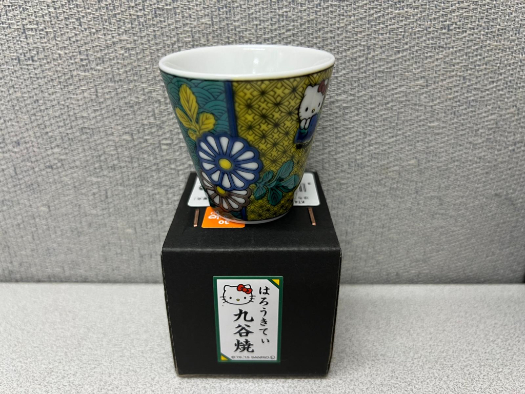 🎌日本直送🎌 Hello Kitty 日本製《九谷燒》清酒杯