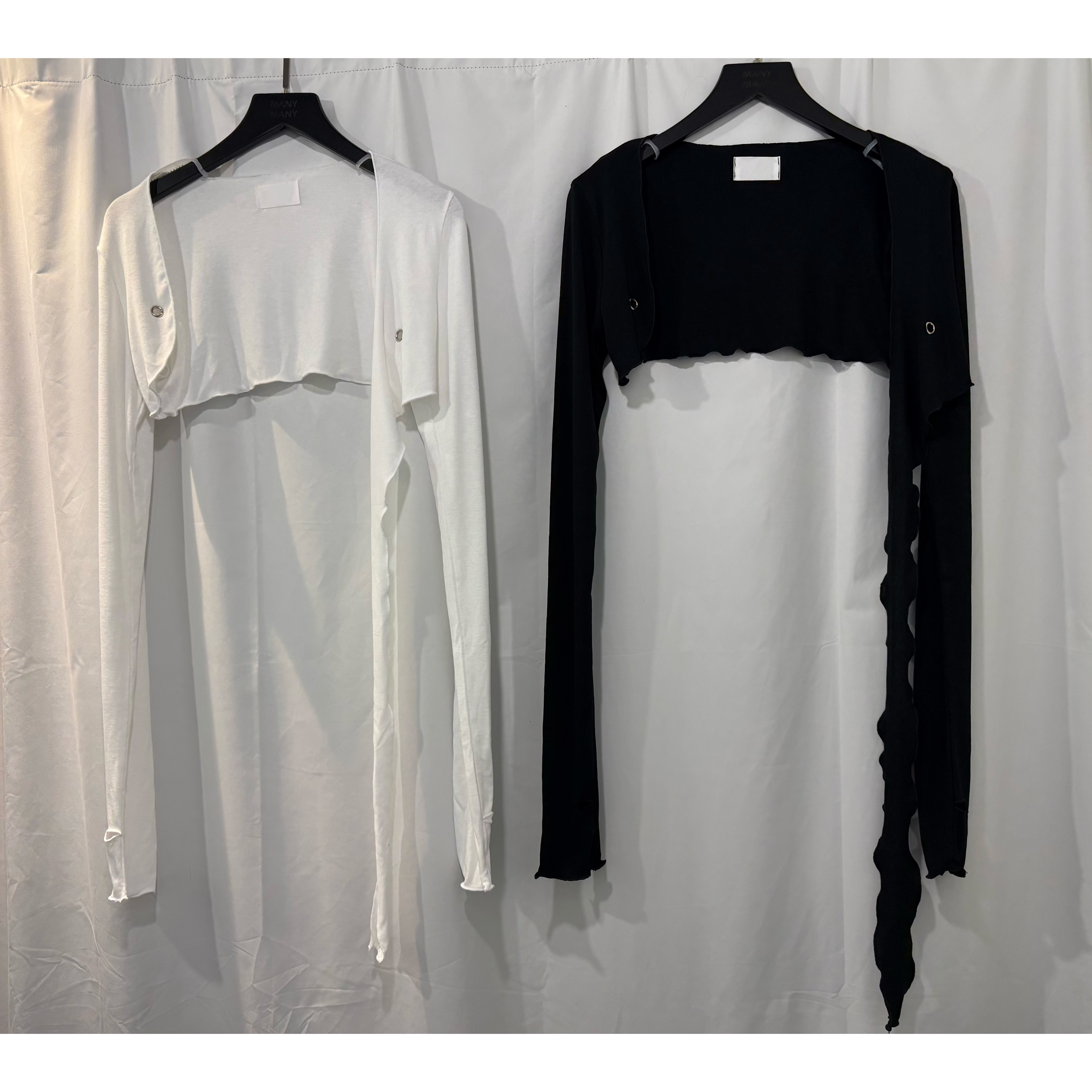 新品價3月13截🖤《PERFORATED OUTER》 2603A