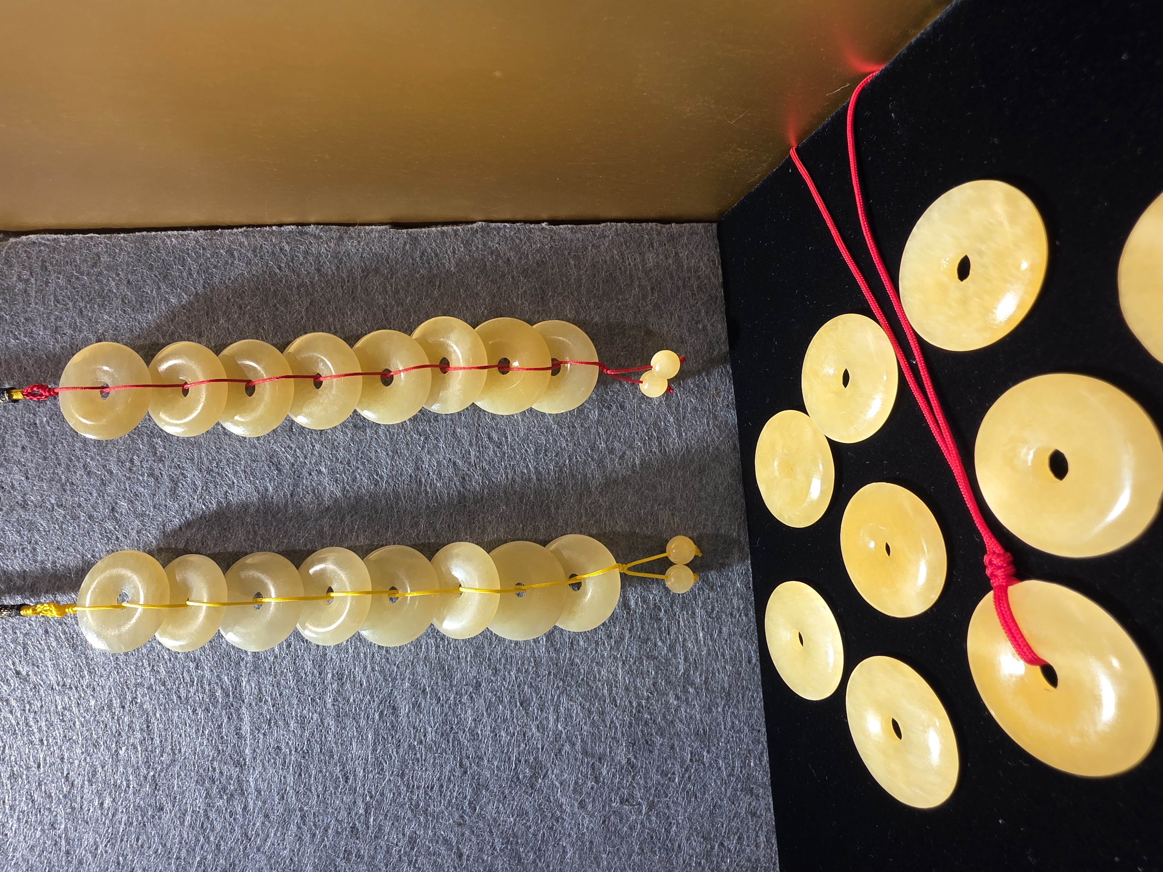 財運黃玉平安扣