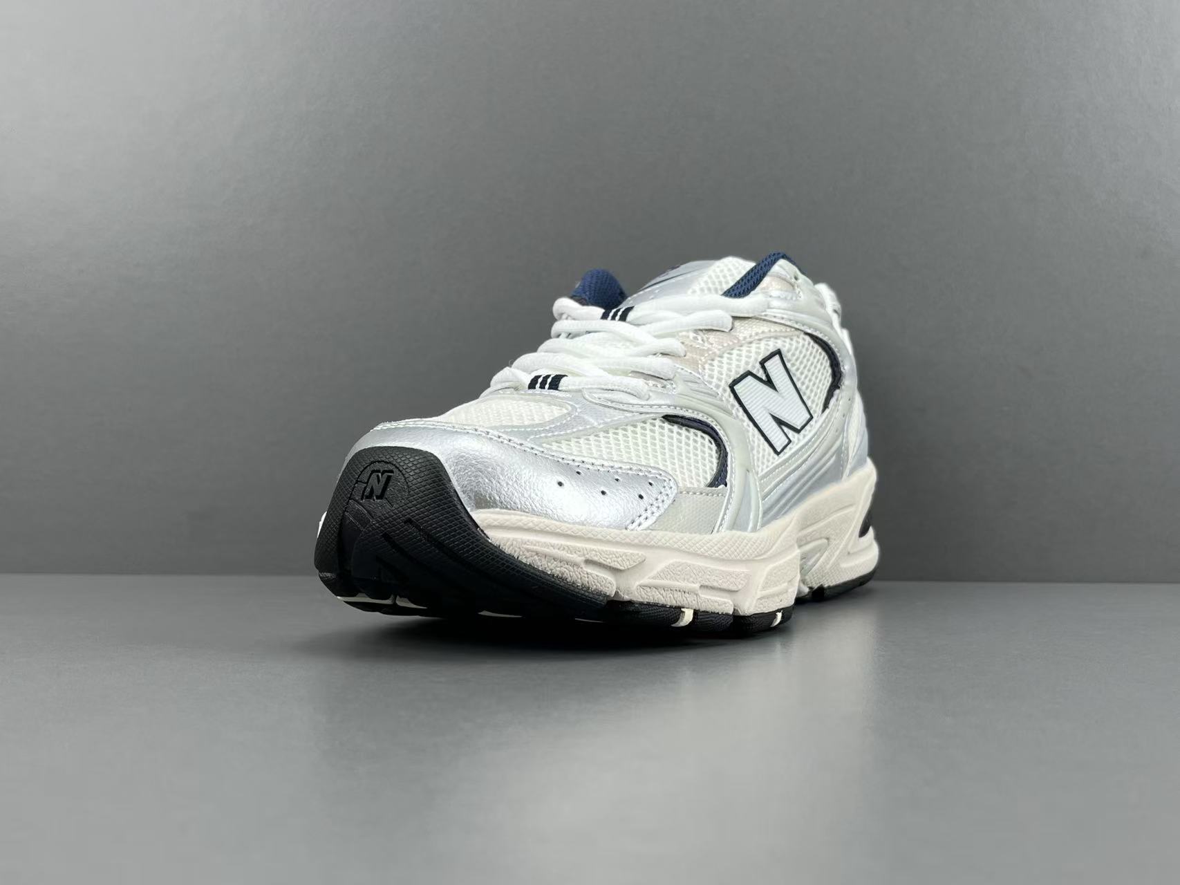 New Balance 530 MR530KA