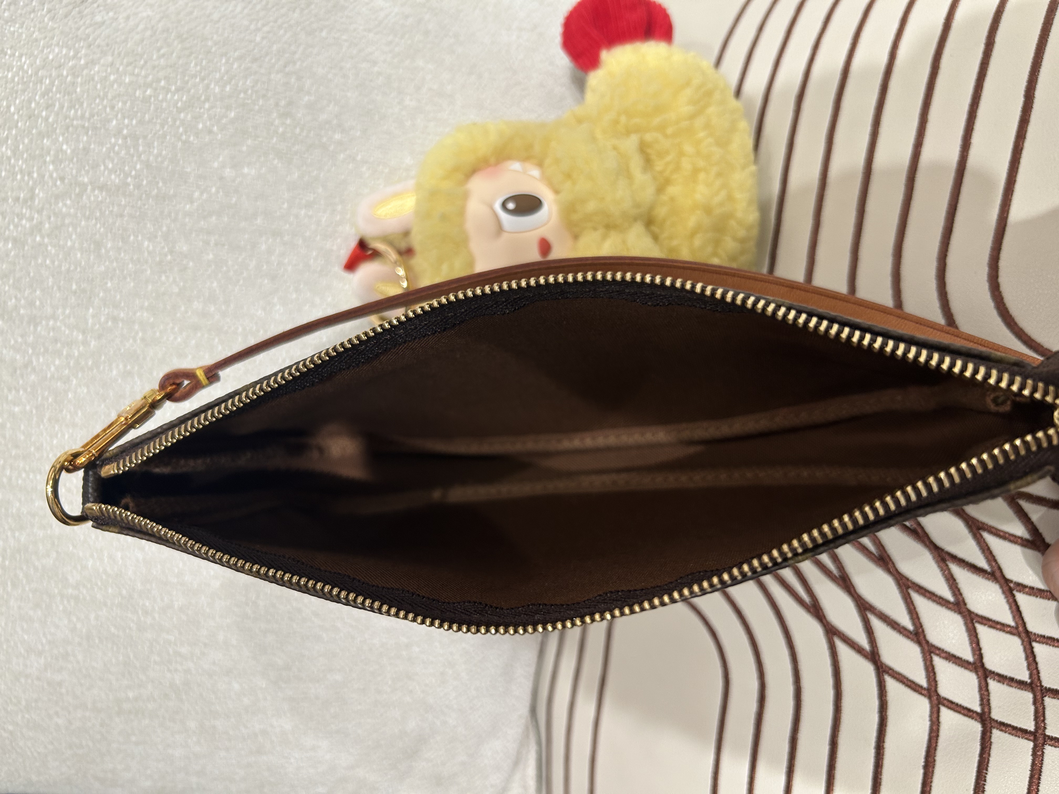 LV Stephen Sprouse Graffiti Pochette Bag 限量版 100%Authentic, 98%New ✅Dust Bag ✅Box