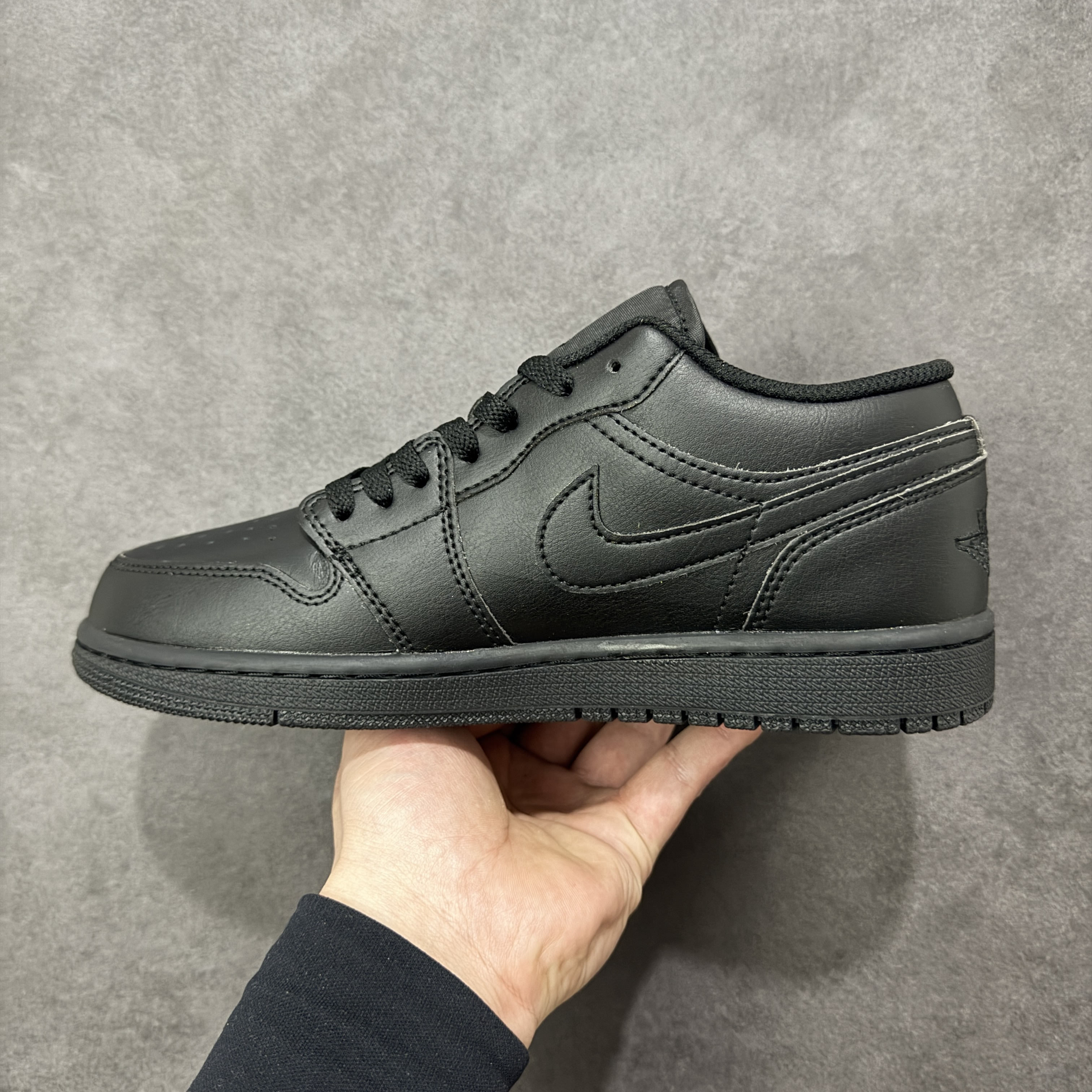 Nike Air Jordan 1 Low 553558-093