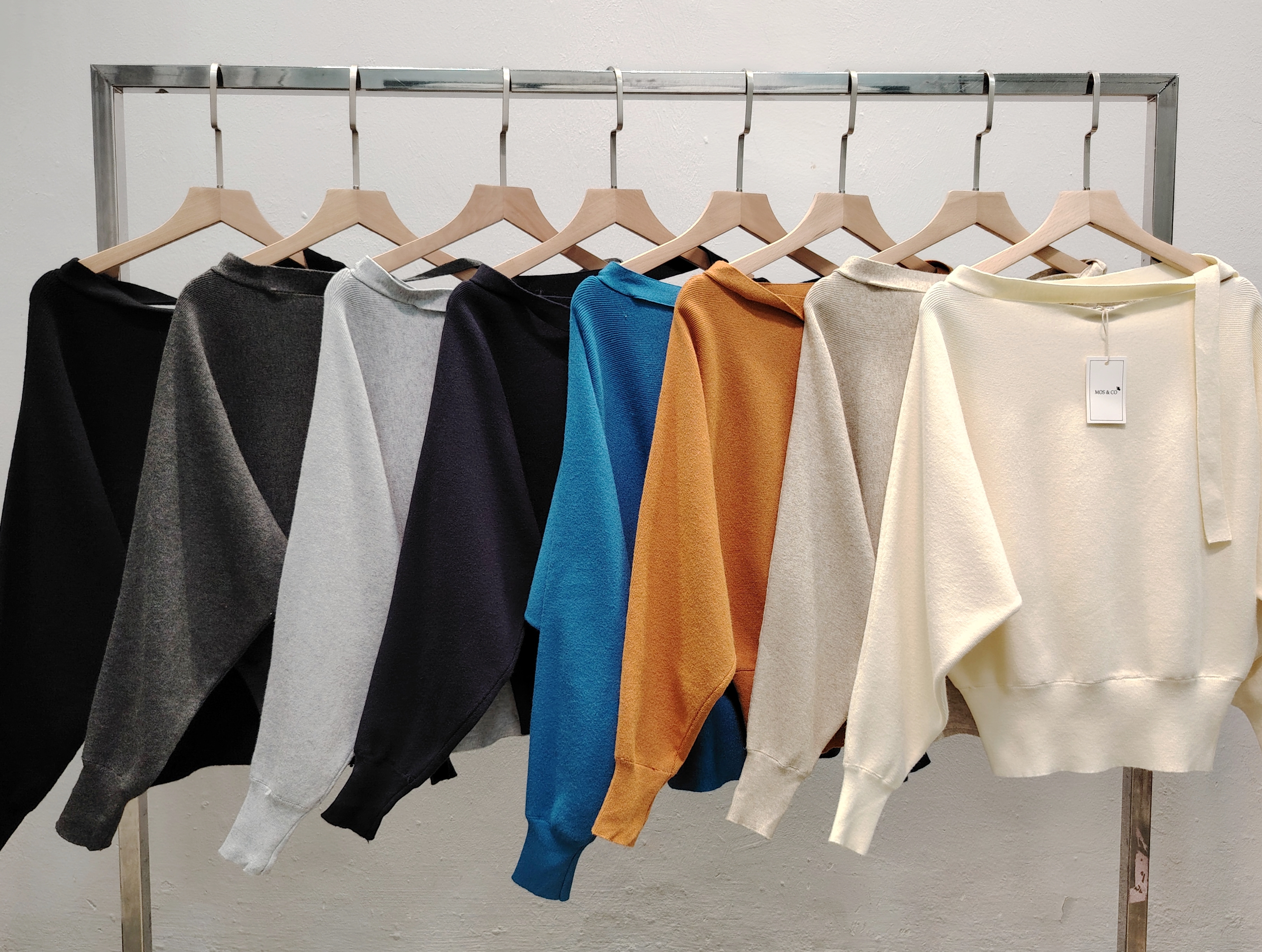 S808 Off Shoulder Bat Sleeve Knit Wear