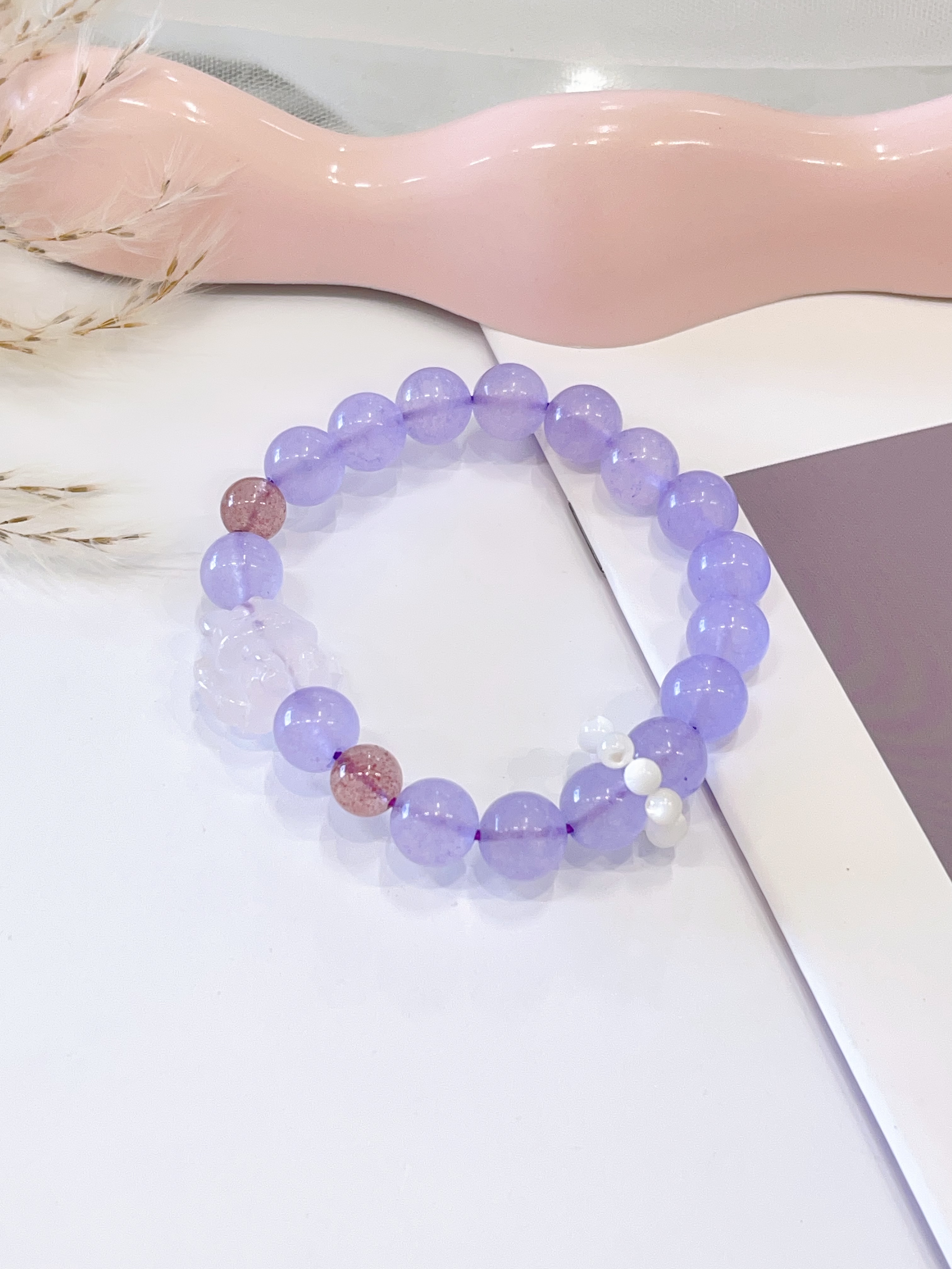 🦊💜 紫水晶 × 草莓晶 × 粉水晶九尾狐手串 Amethyst, Strawberry Quartz, Rose Quartz & Nine-Tailed Fox Charm 