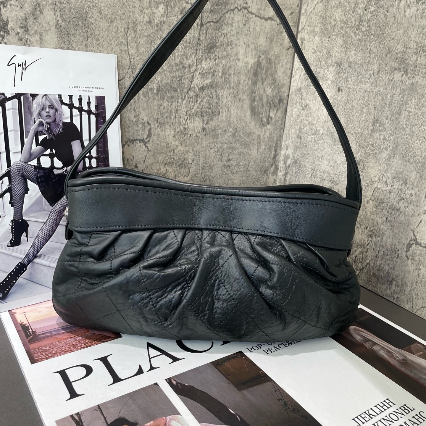 ［預訂貨品］Chanel Vintage中古雲朵包 