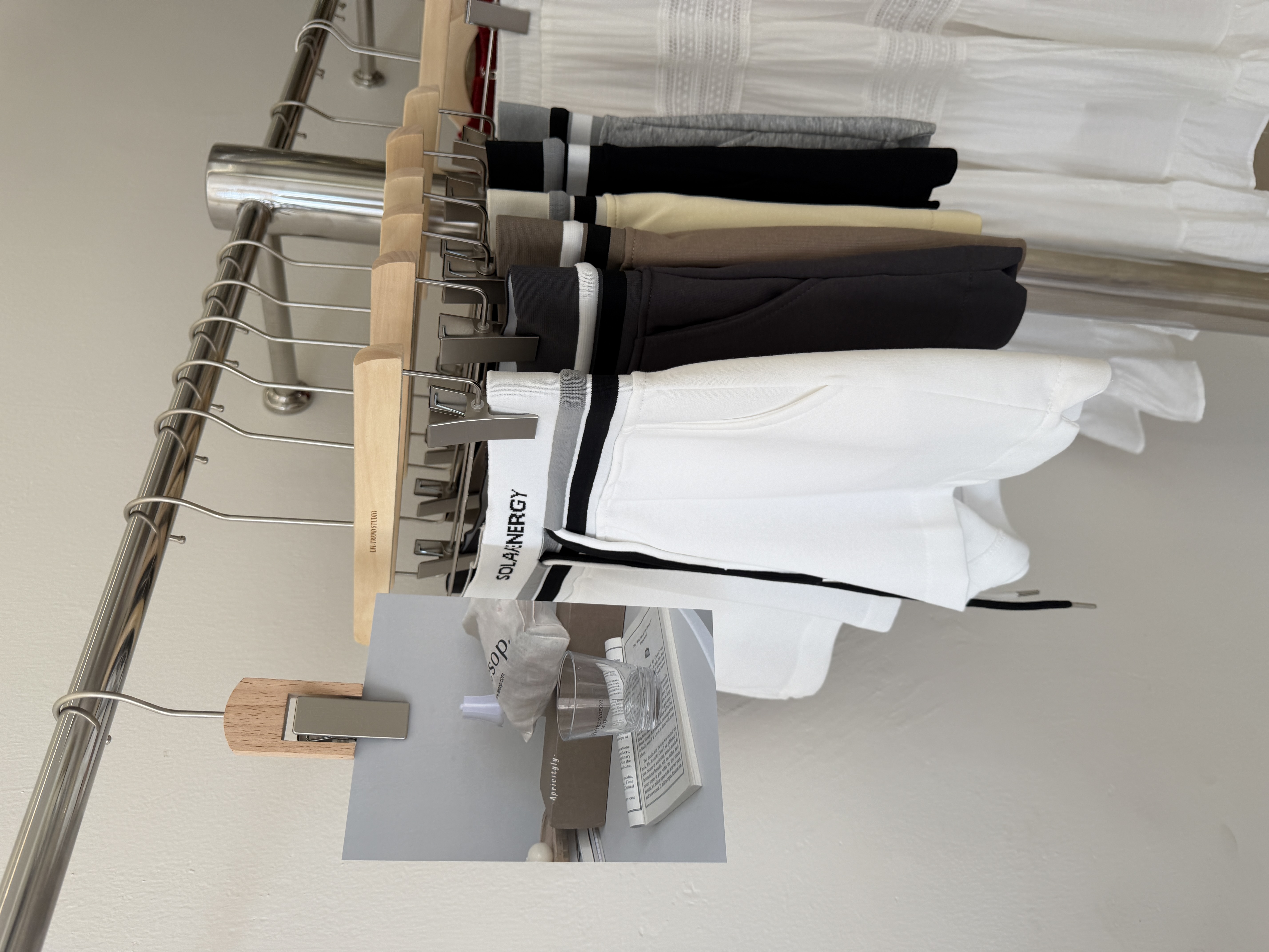 6603 爆款撞色字母短裤