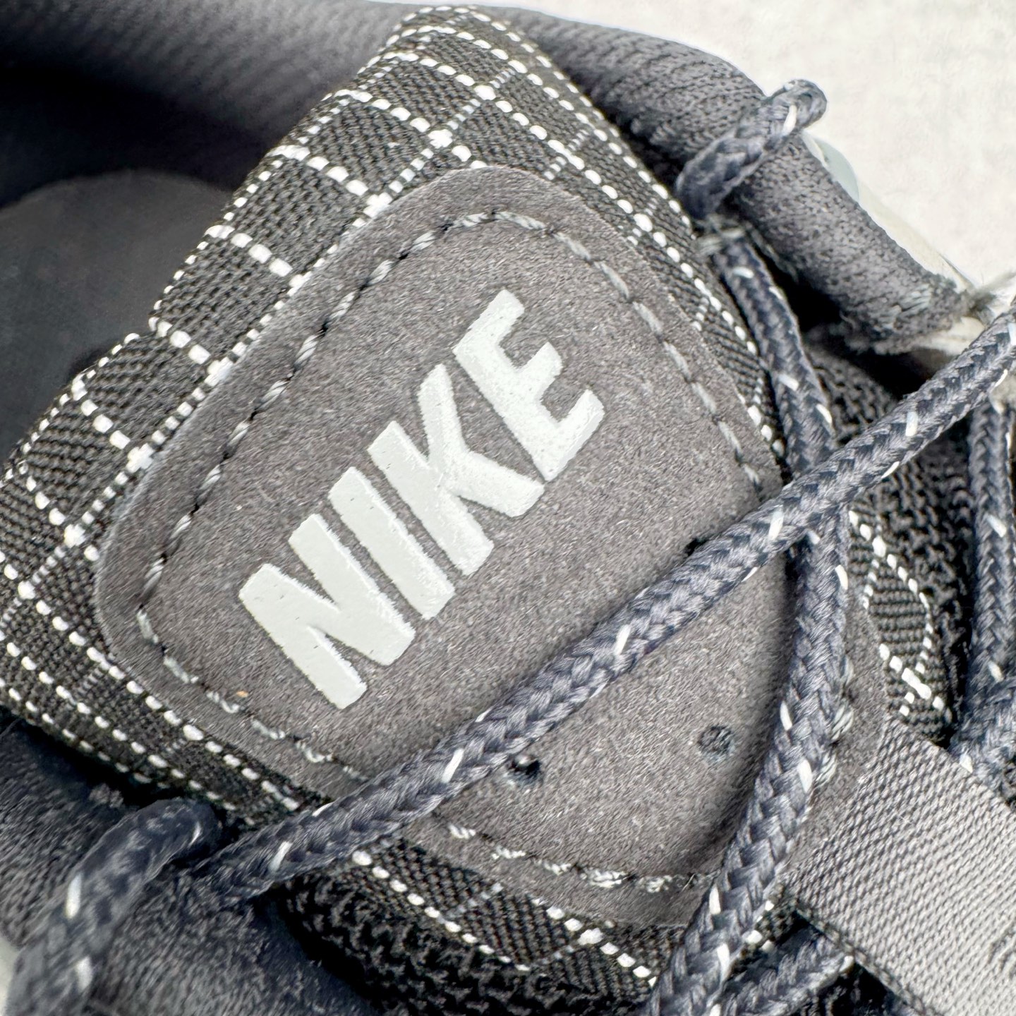 Nike P-6000 HQ3818-001 