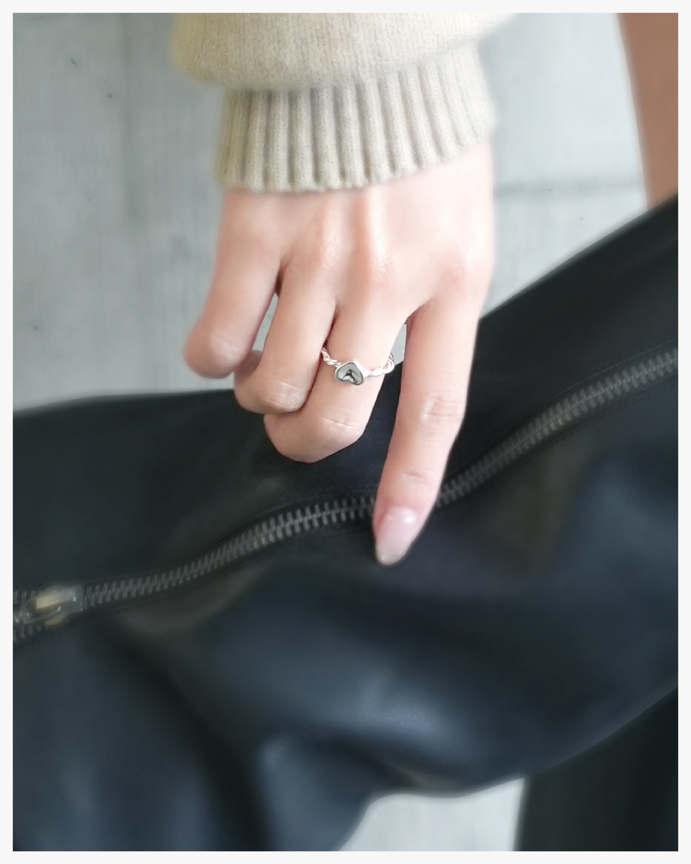 Dreamy Lace Heart Ring
