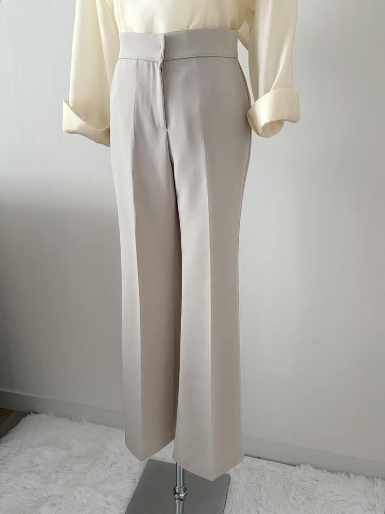 Classique Tailored Pants (Light Beige)