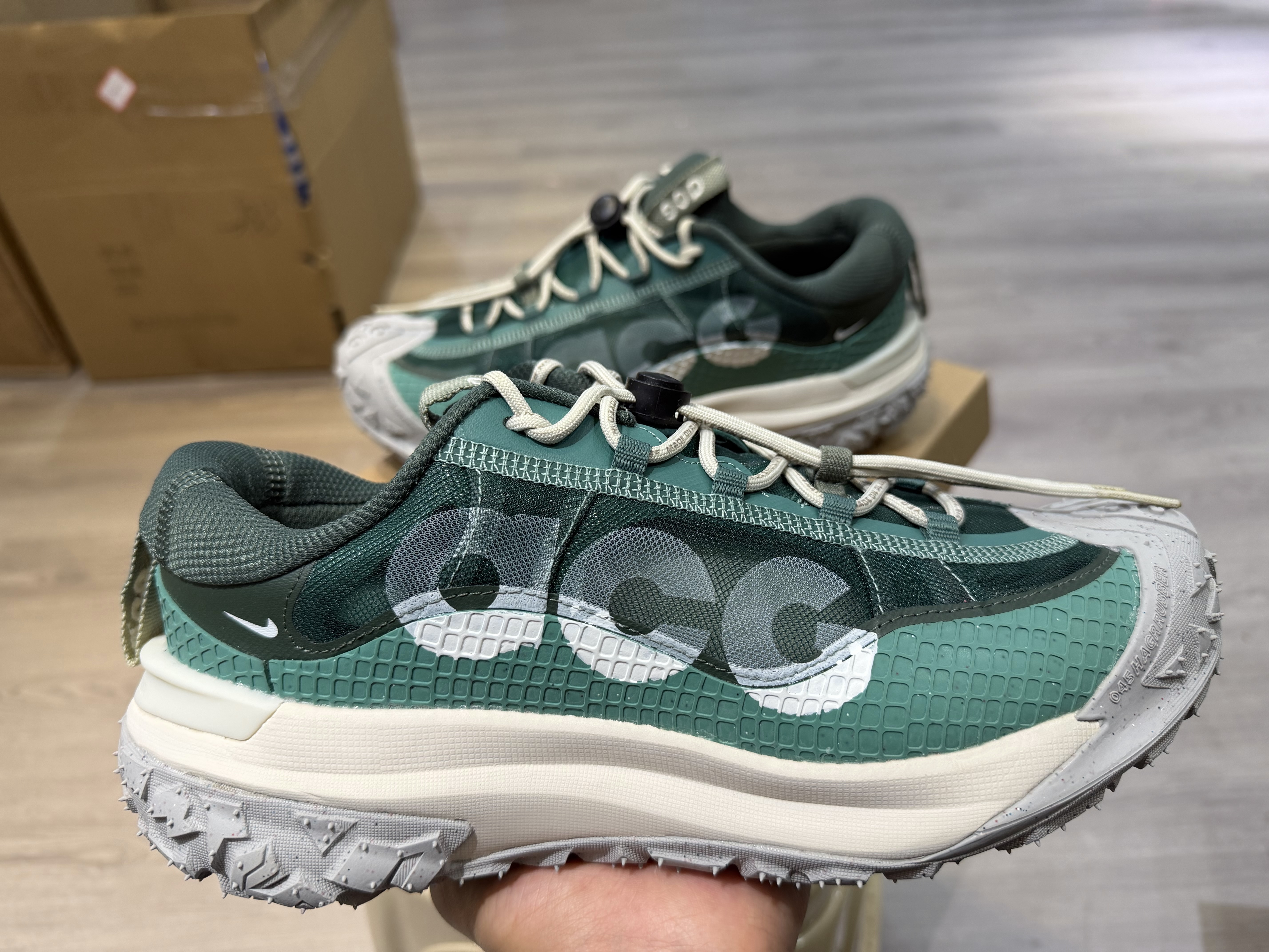 Nike ACG Mountain Fly 2 Low
