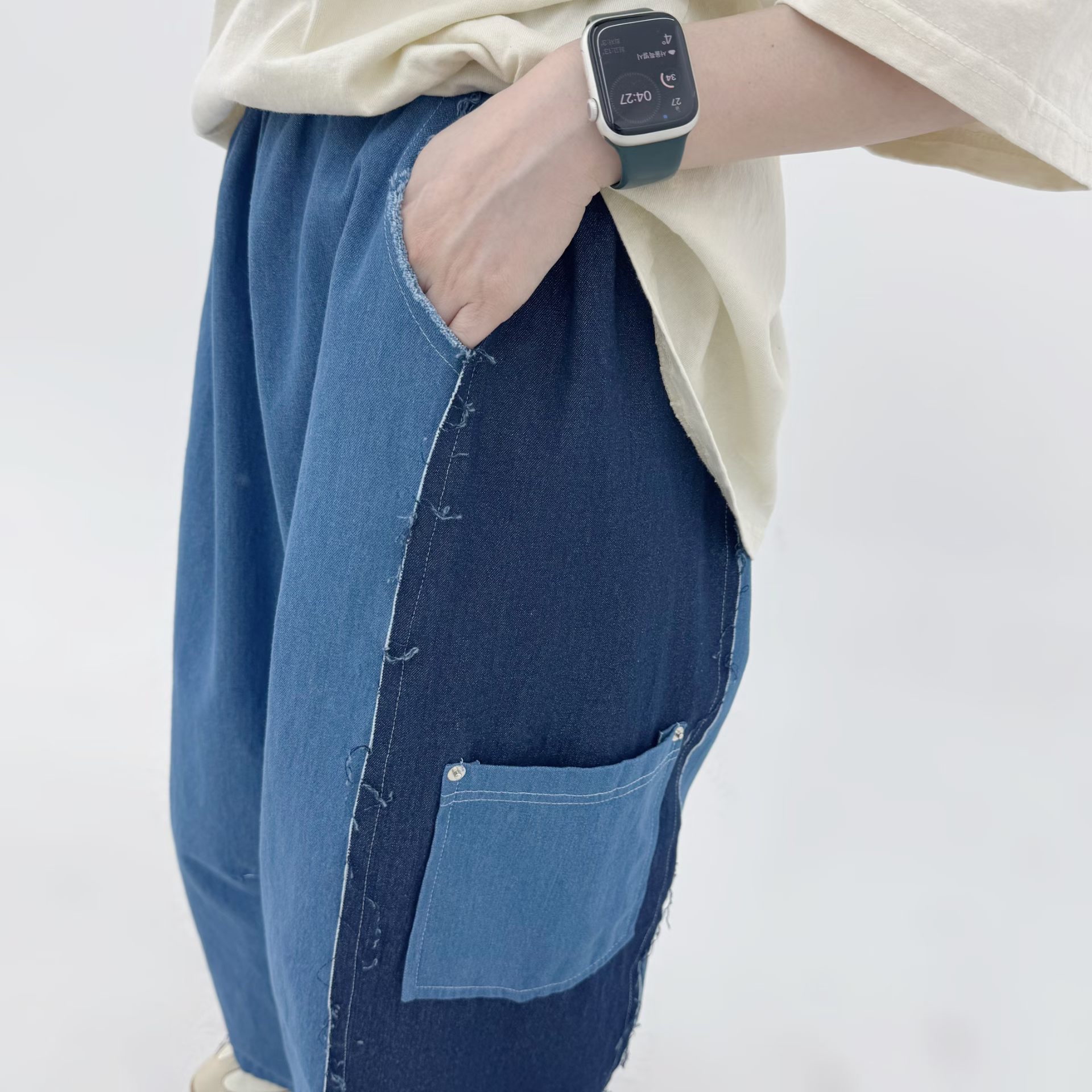 撞色拼接寬鬆牛仔褲