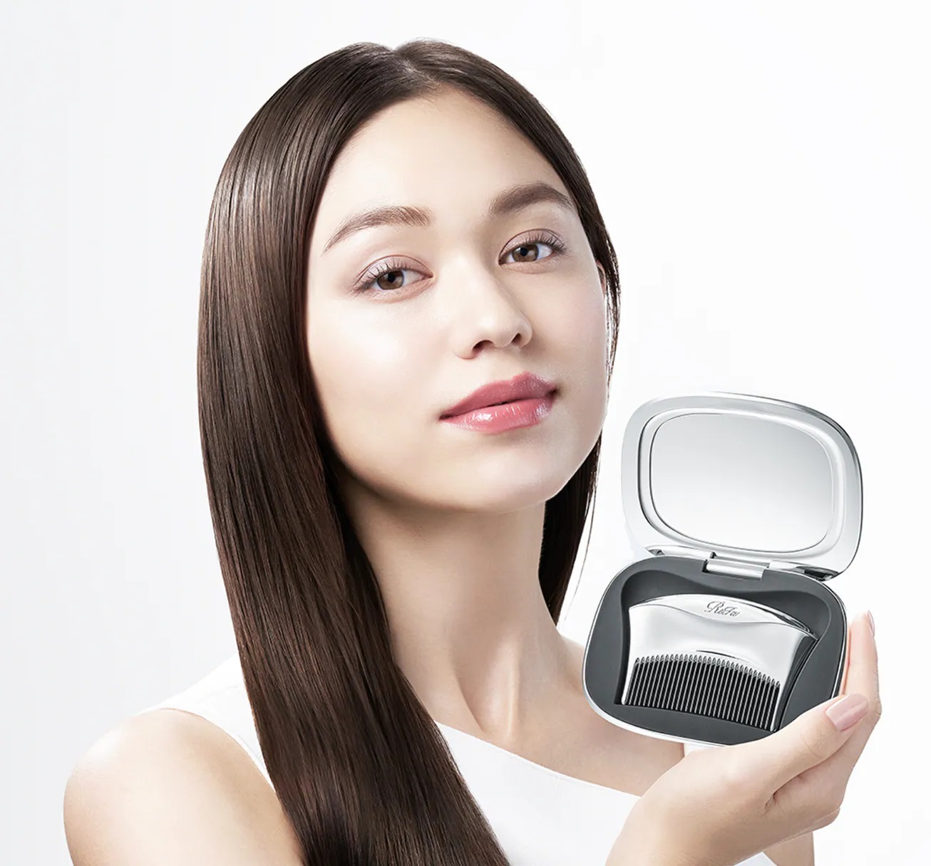 四月連線貨品 - 日本 REFA Marquise Compact 銀色梳鏡盒